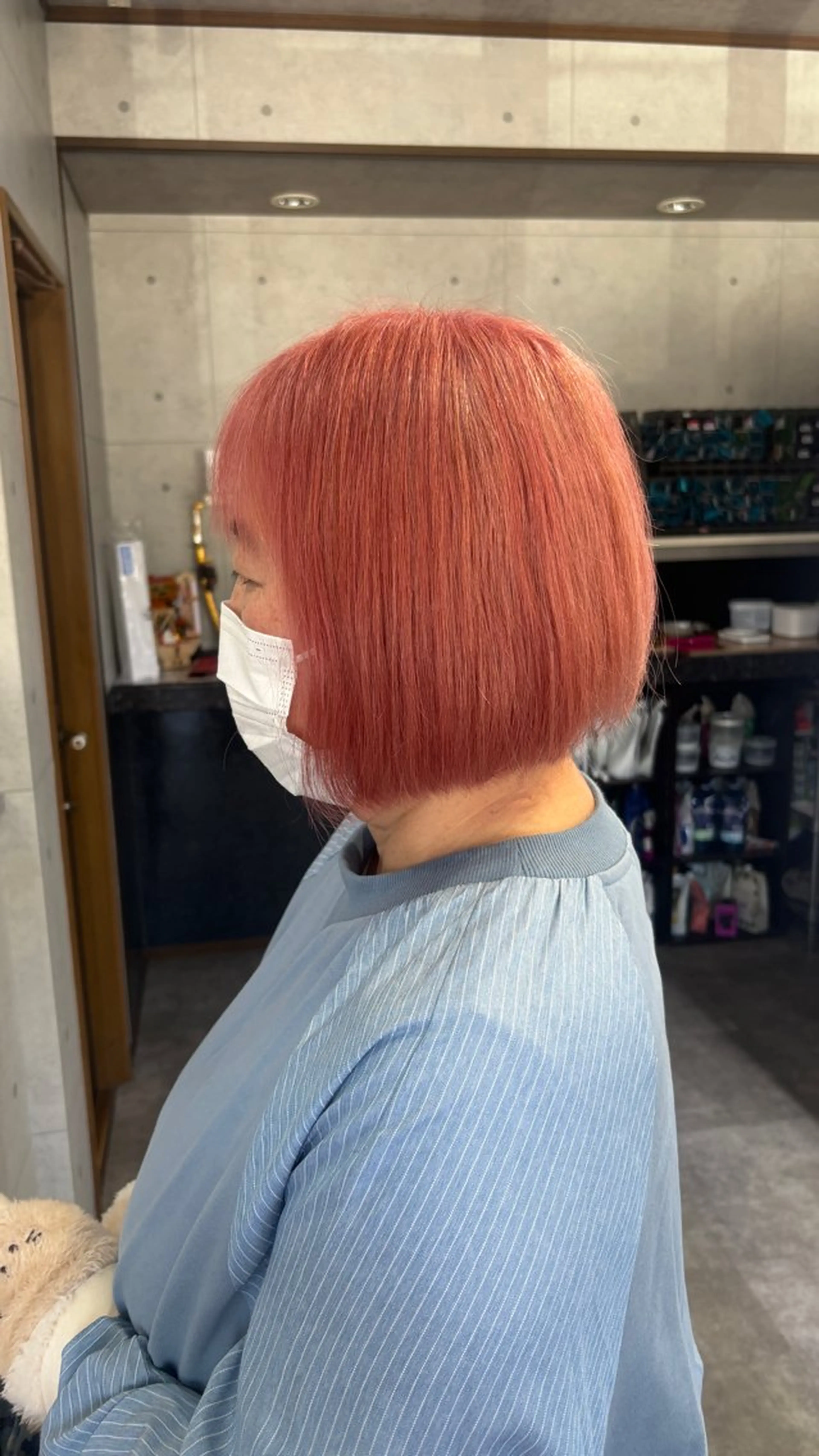 ミディアム ショートボブ ボブ ハイライト 髪質改善 レイヤーカット カット ヘアカラー REVE美容室 REVEマツエクのヘアスタイル