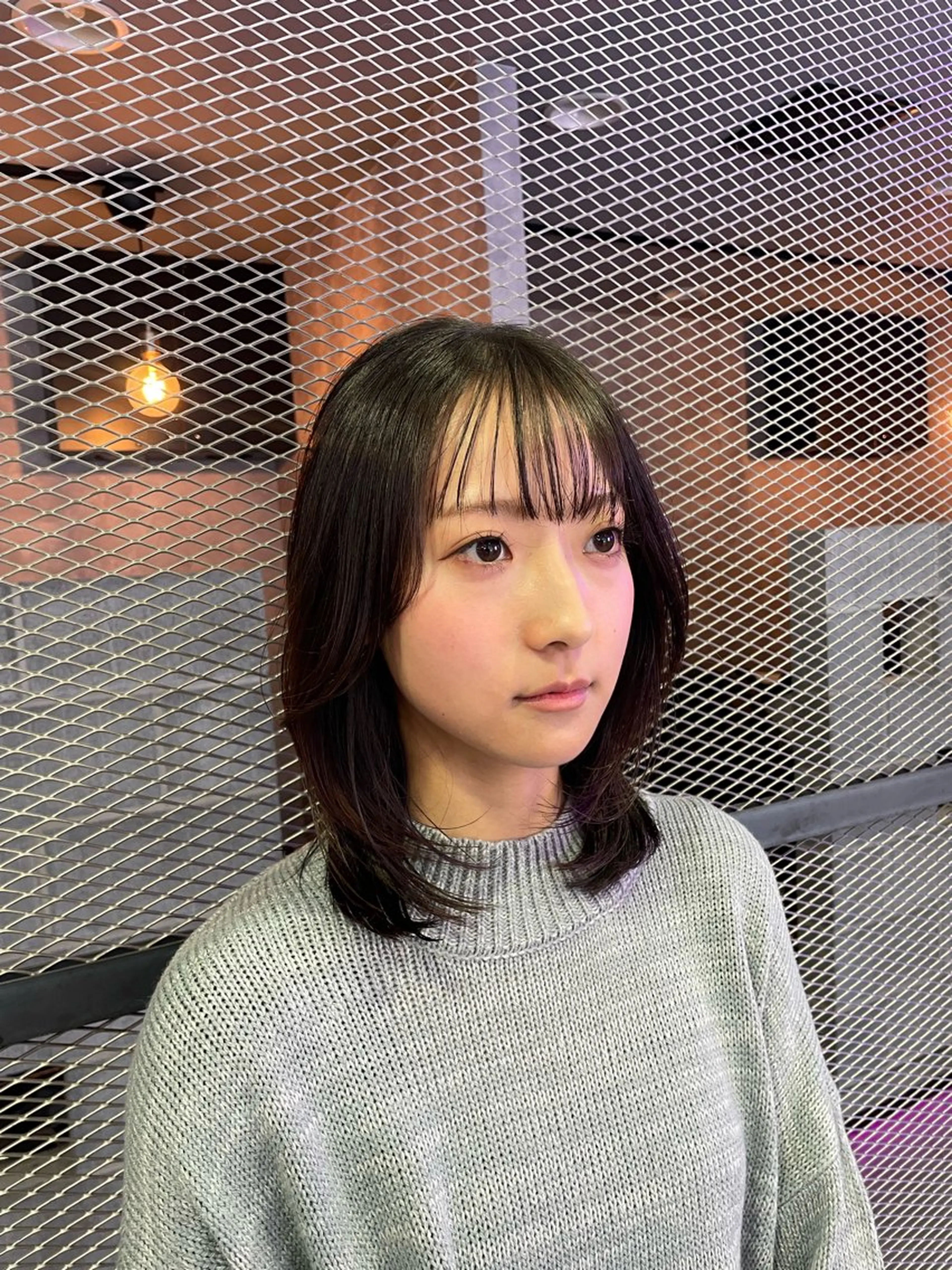 ミディアム レイヤーカット カット 手塚 由佳のヘアスタイル