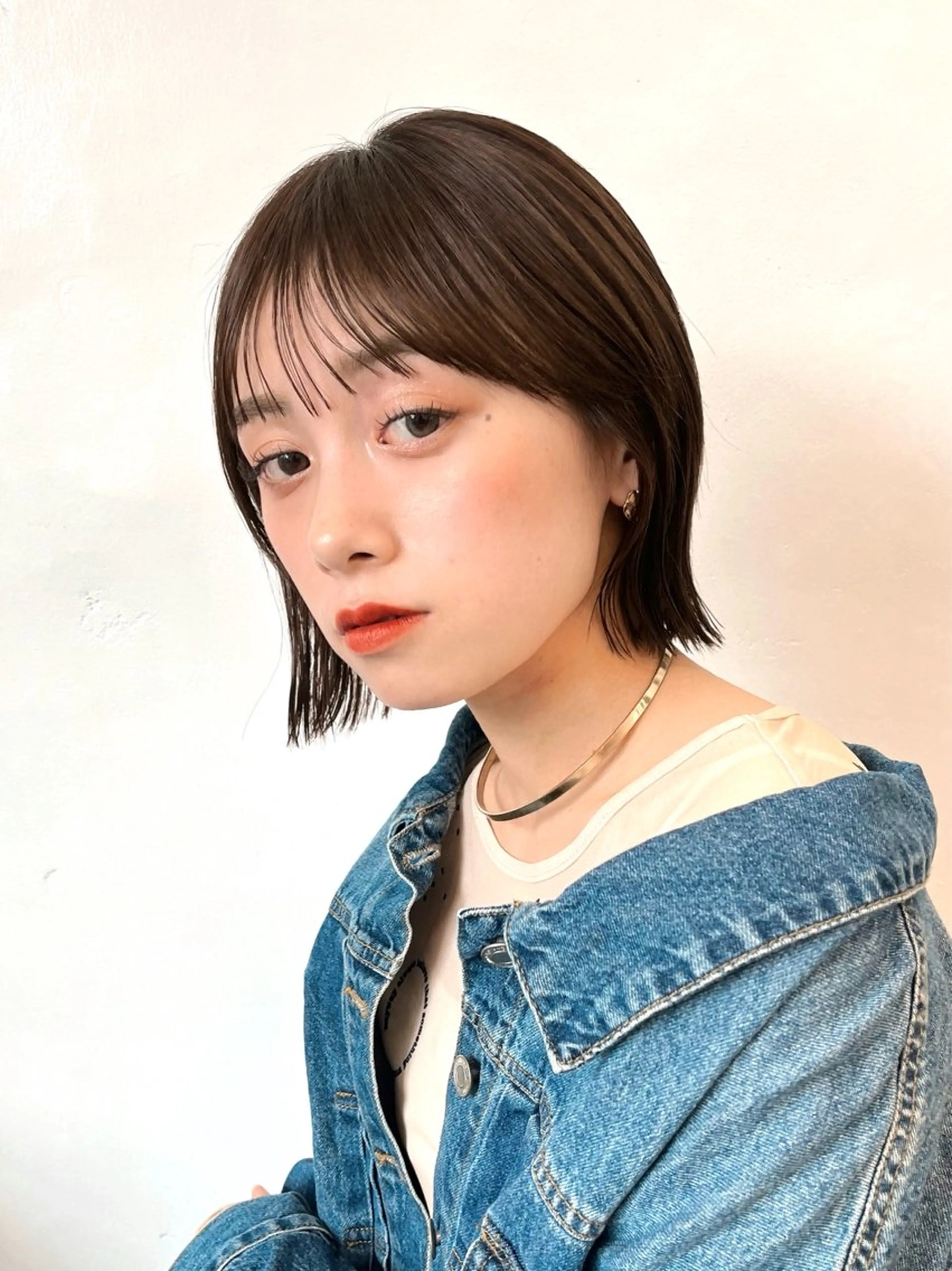 ミディアム カラー ヘアアレンジ 切りっぱなしボブ 透明感カラー グレージュ ボブ 🌱ボブ/レイヤー/ ベージュ/あやみ✨のヘアスタイル