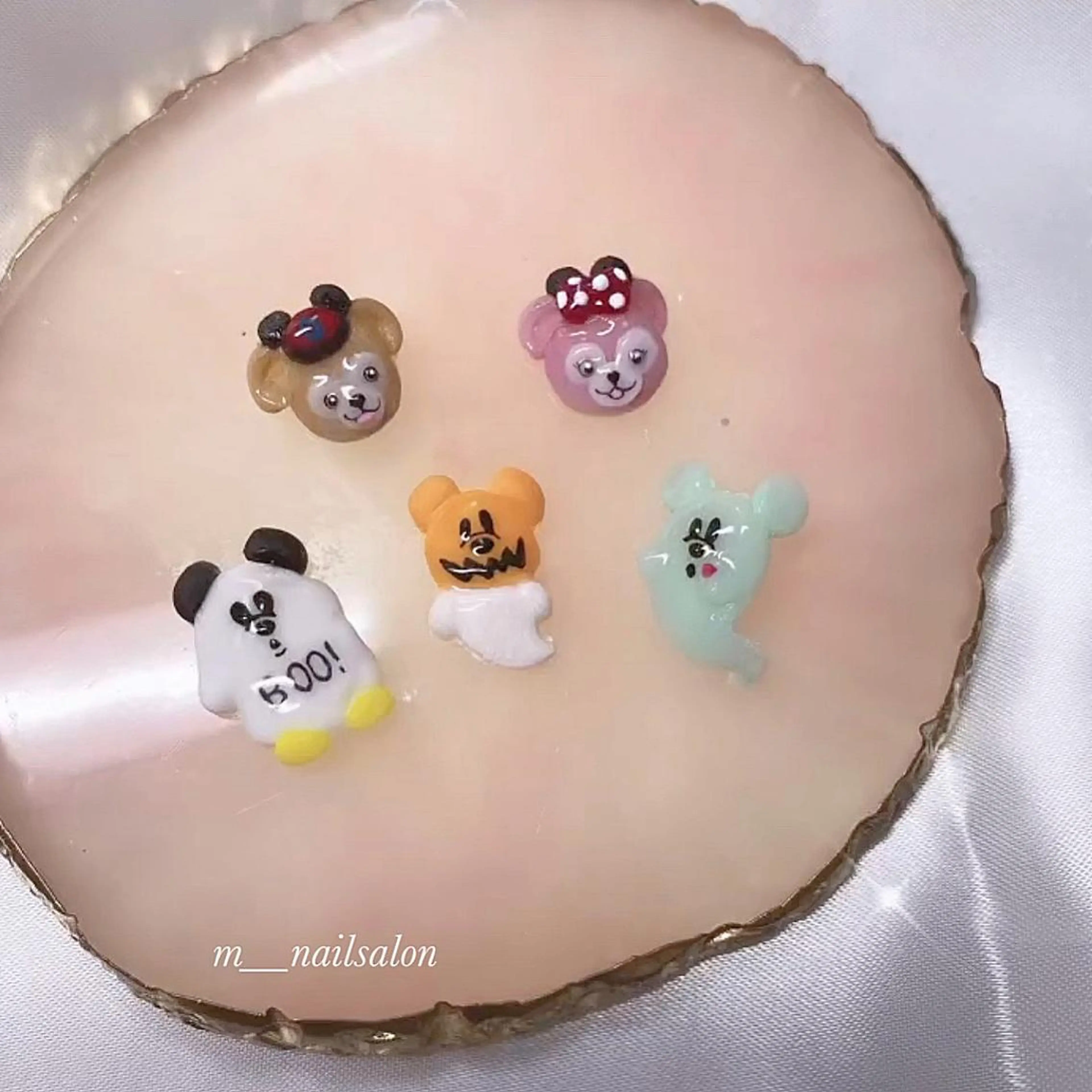 ネイル クリアネイル フラッシュネイル フレンチネイル 韓国ネイル マグネットネイル merci nail所属・merci nailのネイルデザイン