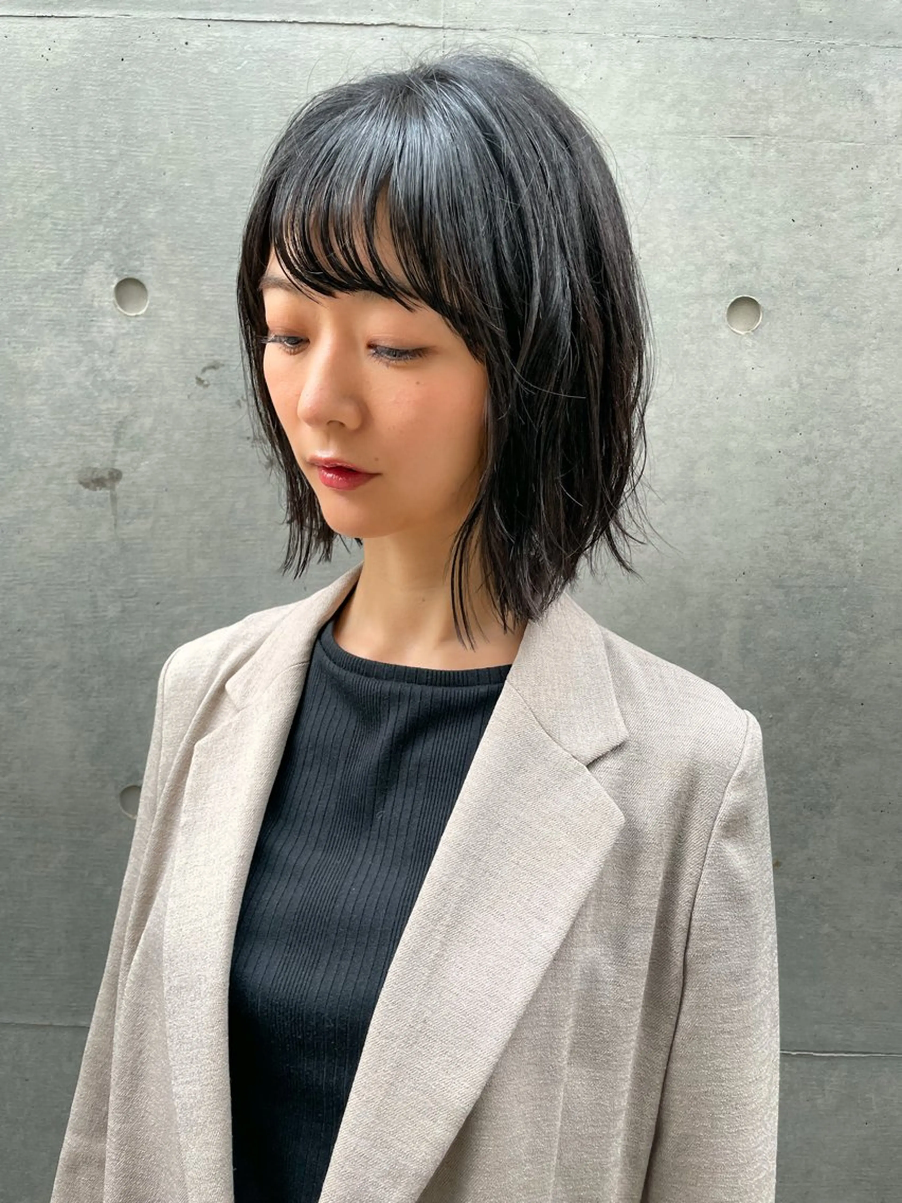 ショート デート 外ハネヘア カット 縮毛矯正 トリートメント ❣️大人色気レイヤー 美髪縮毛 金山❣️のヘアスタイル