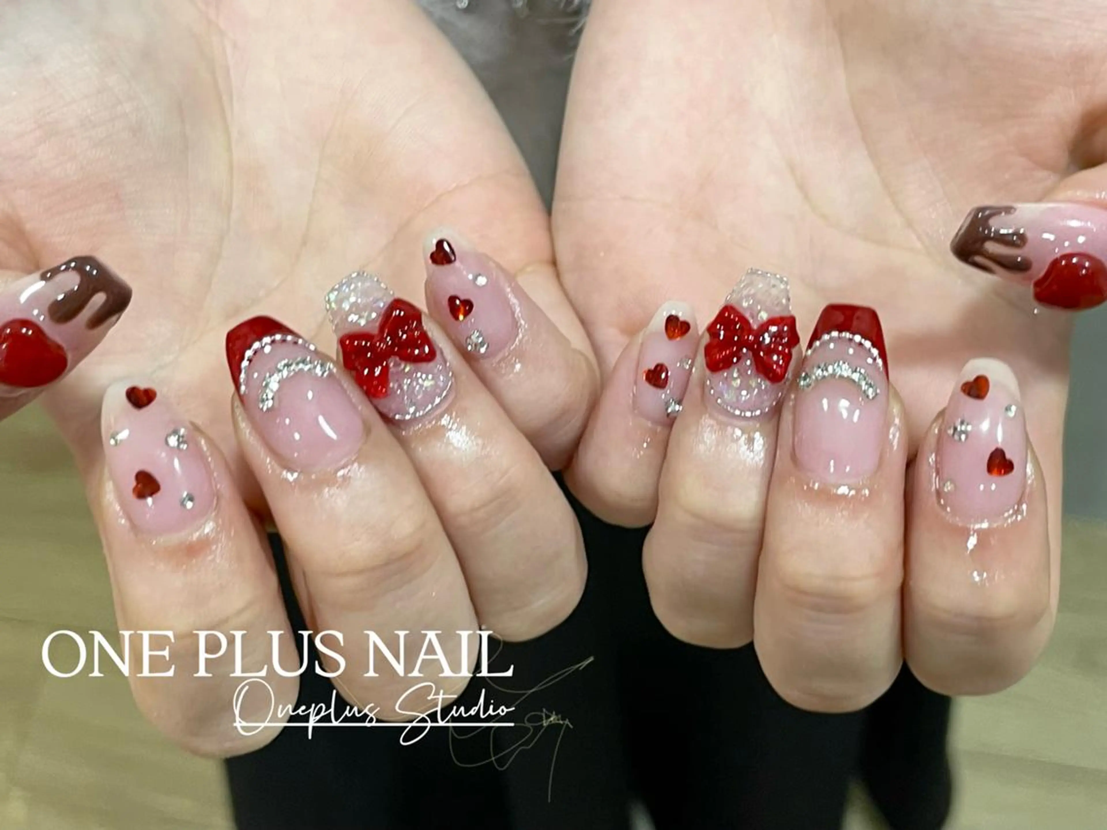 ネイル アートネイル オーロラネイル ガーリー キラキラネイル 韓国ネイル haruka 🧸のネイルデザイン