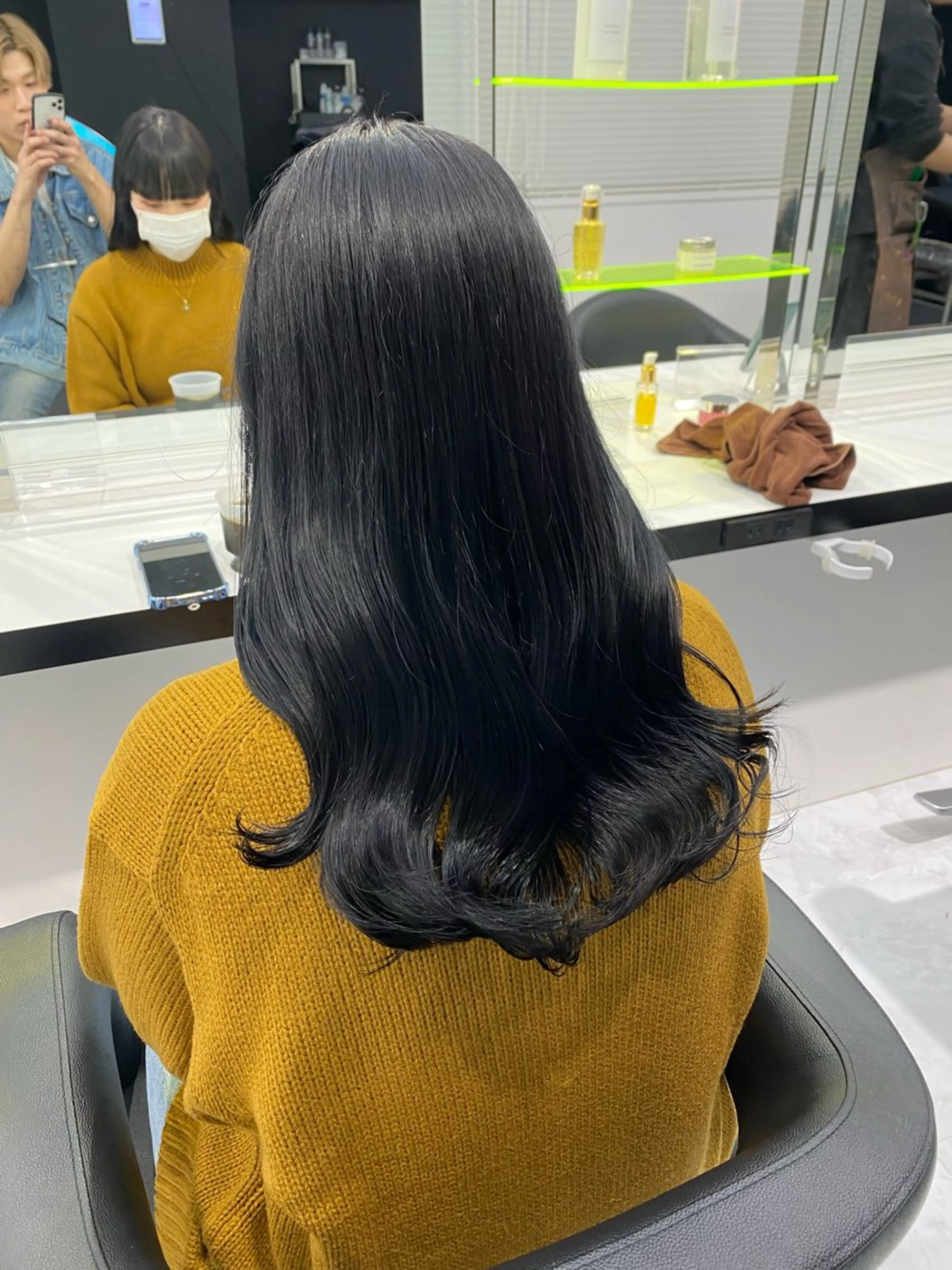 ロング カラー パーマ ヘアアレンジ 透明感ブリーチカラー 🌈TOMOHIROのヘアスタイル