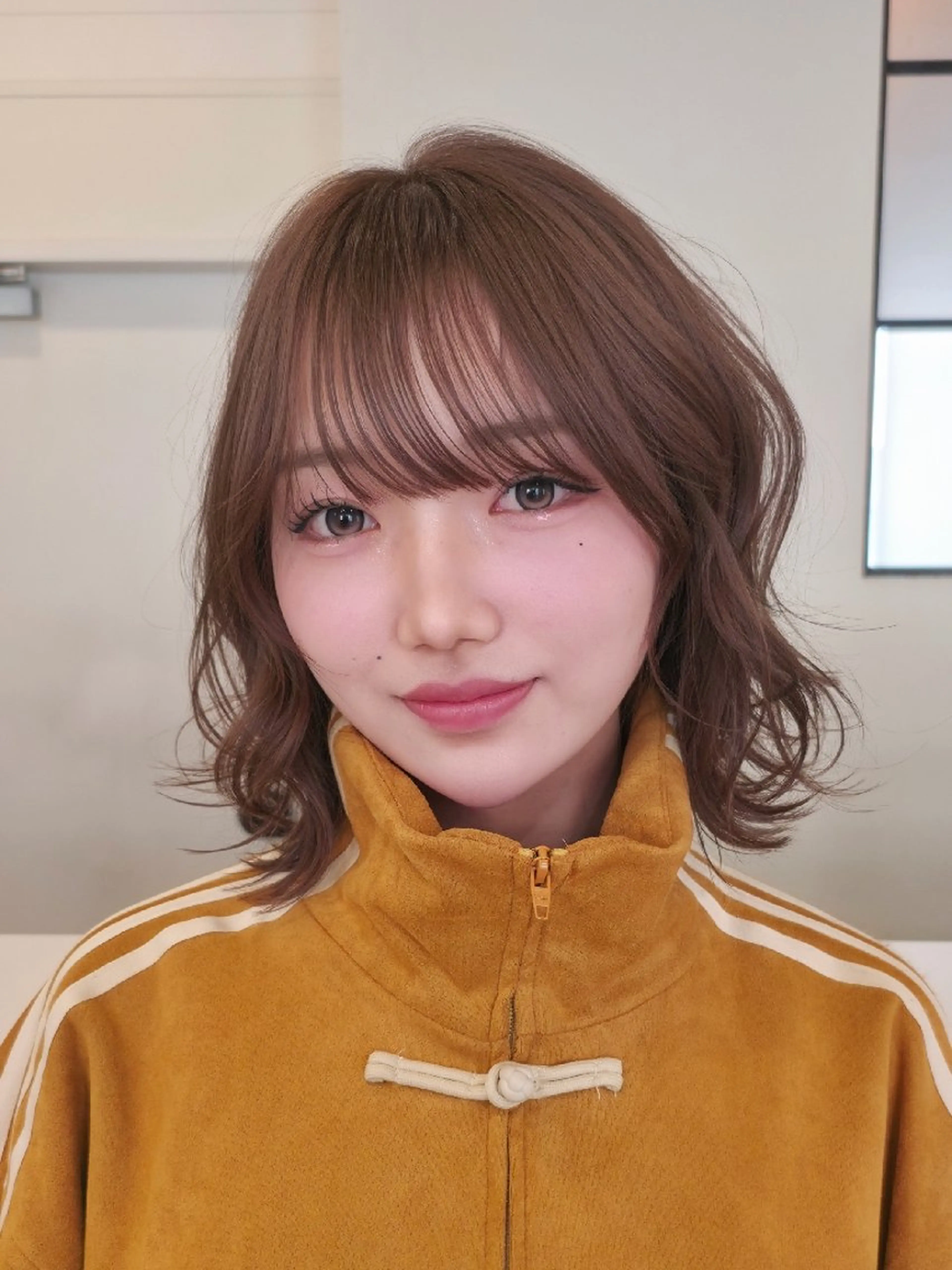 顔まわりカット✨動画撮影、SNS投稿OK✨顔出しOK✨前髪あり、おくれ毛ありのスタイル限定の写真