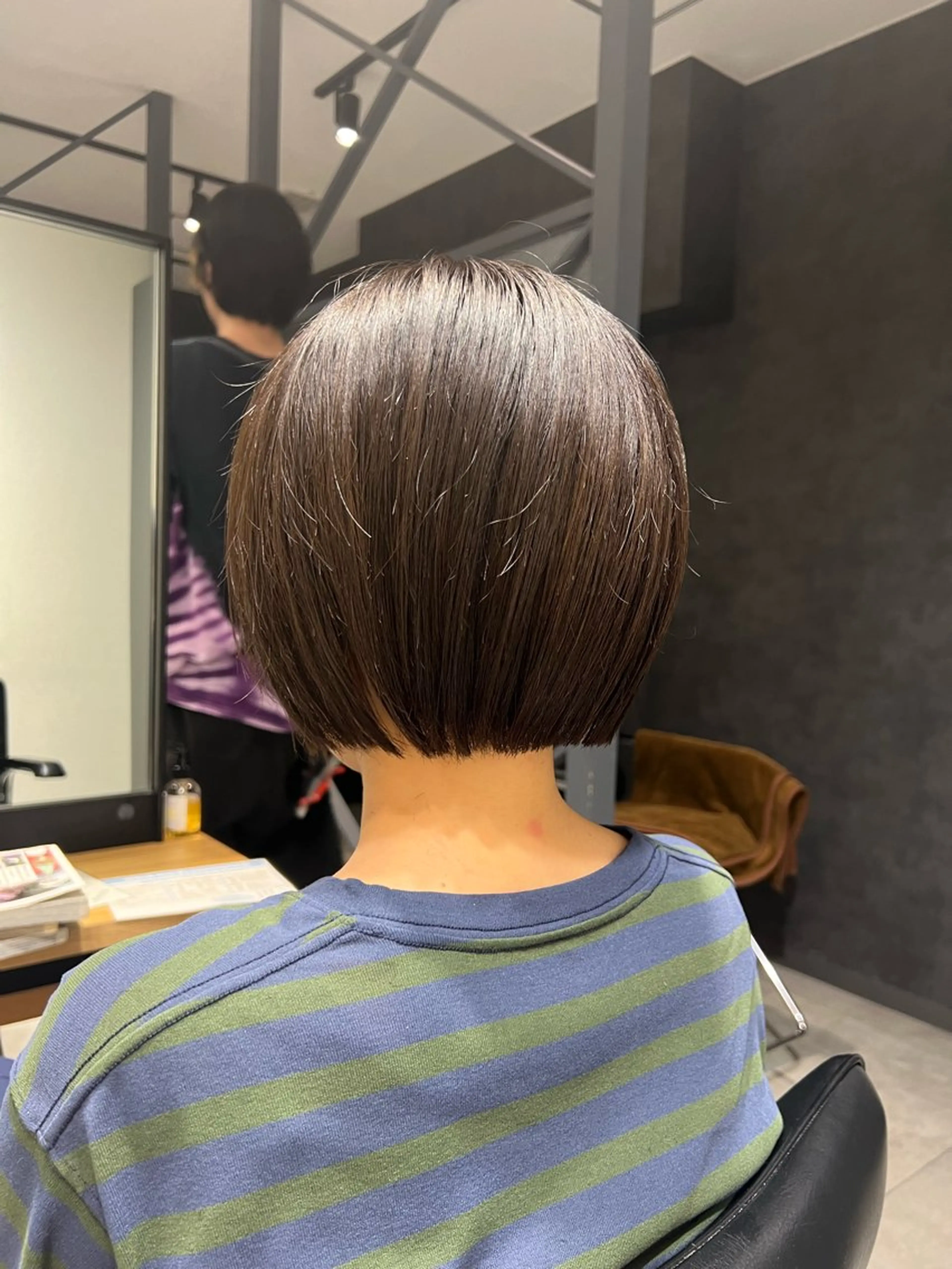 ショート 曲がる縮毛矯正 バレイヤージュ森田のヘアスタイル