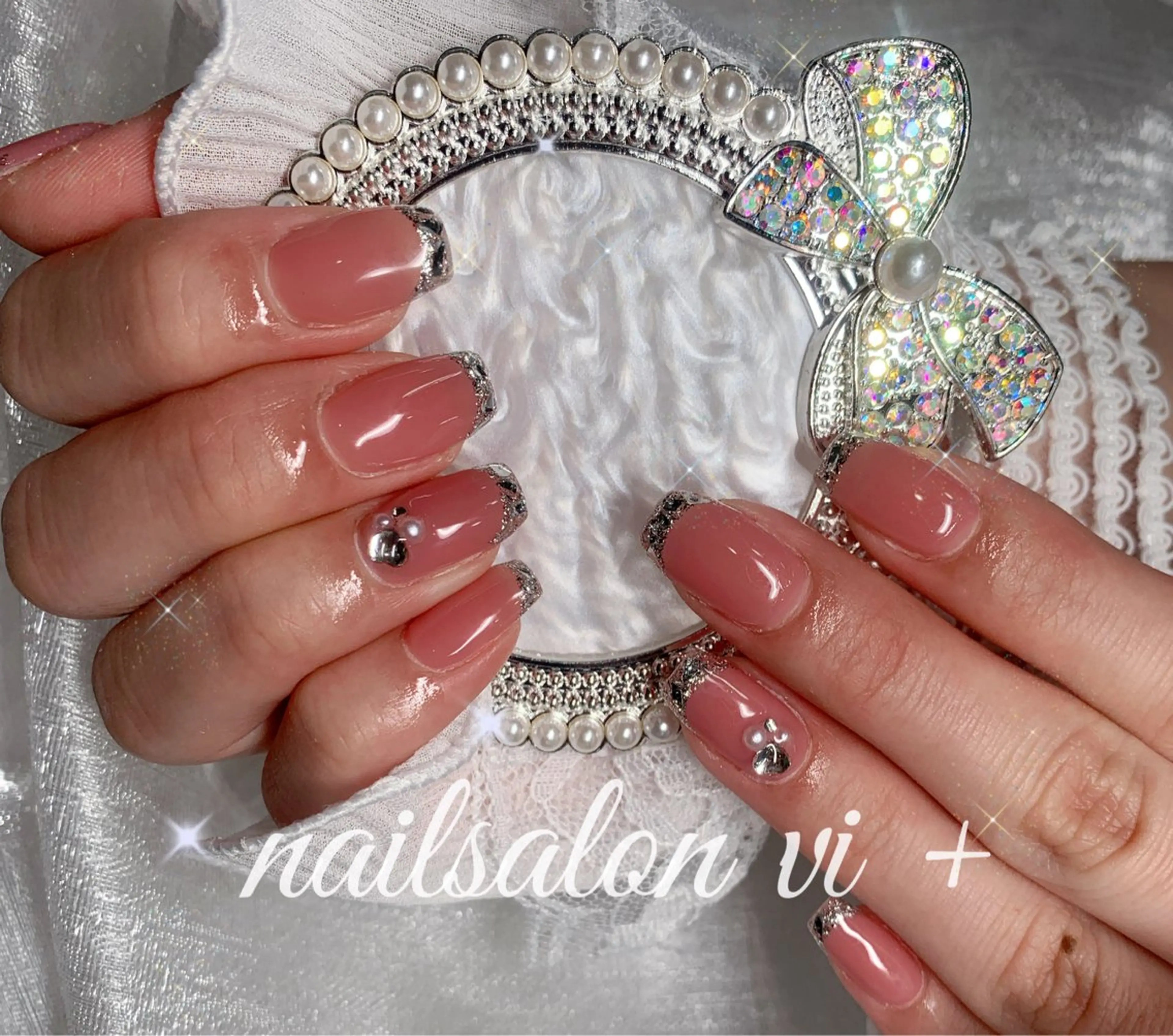 ミディアム ハンドネイル ✨Nailsalon Vi+✨のネイルデザイン