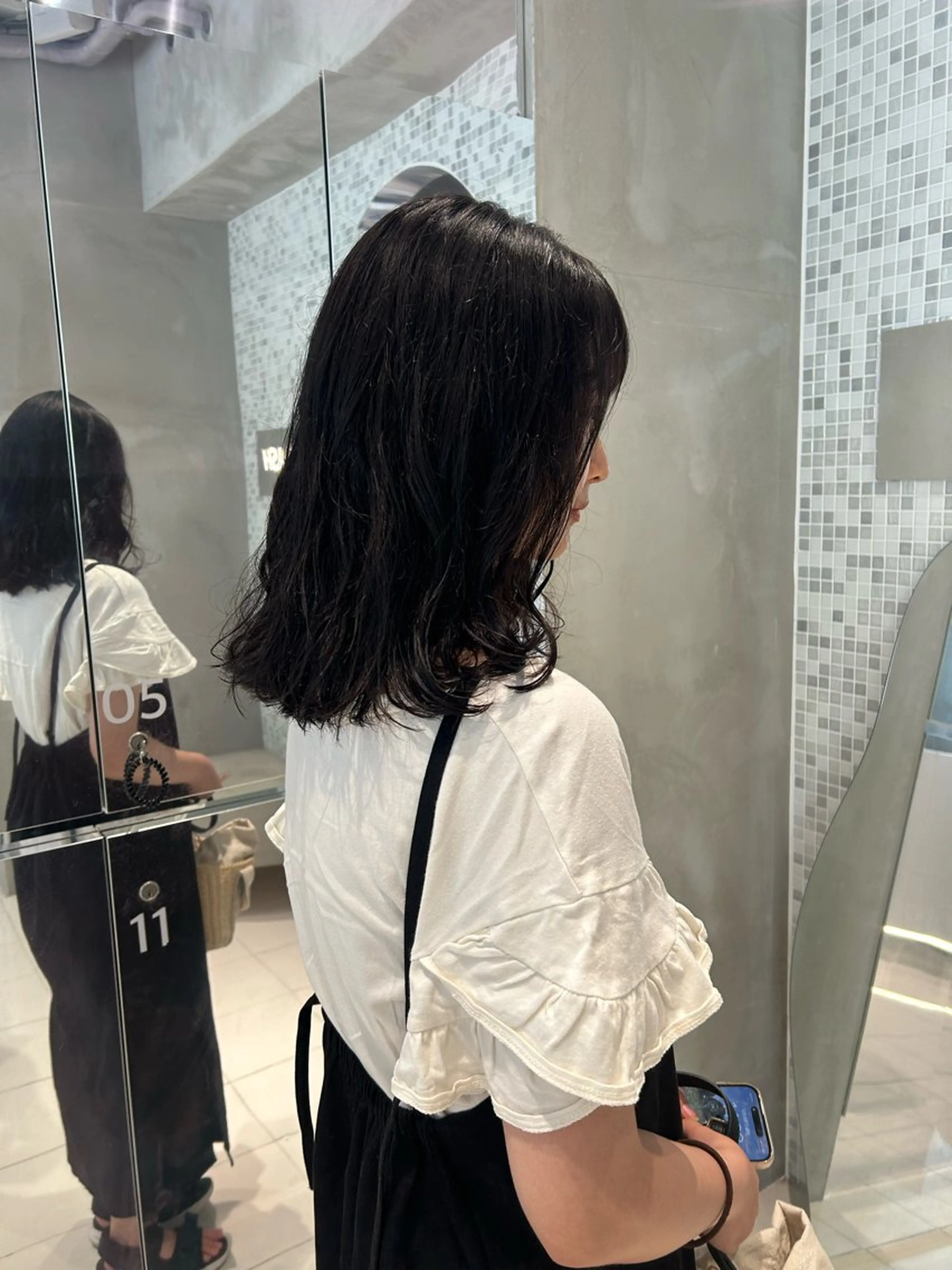 ミディアム パーマ ミディアムパーマ カット 透明感カラー🫧 nanohaのヘアスタイル