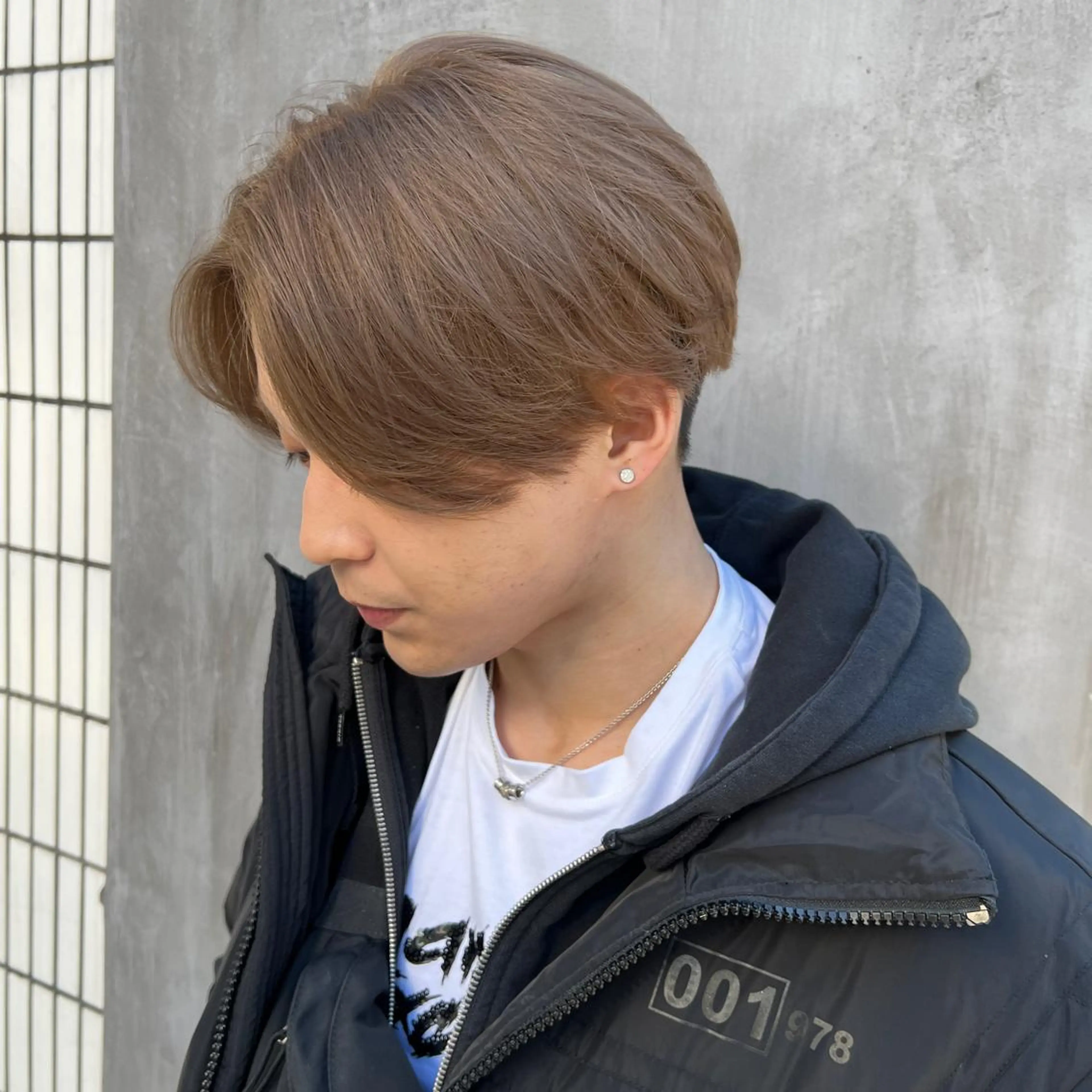 メンズカット＋Ｗカラー(ブリーチ)  10​〜​20代応援クーポン📣📣の写真