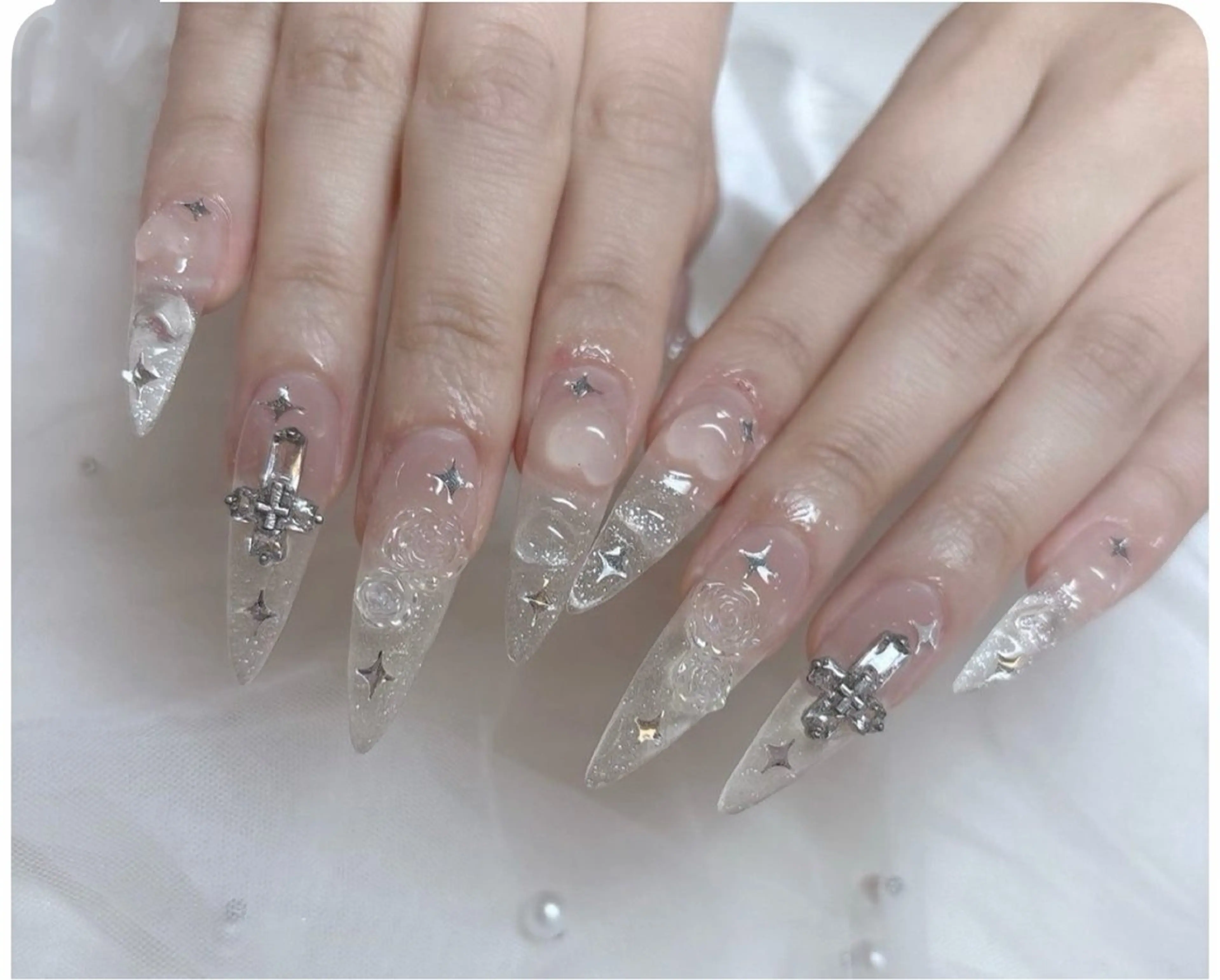 ネイル オーロラネイル ブルー チークネイル フットネイル フレンチネイル ハンドネイル REI レイのネイルデザイン