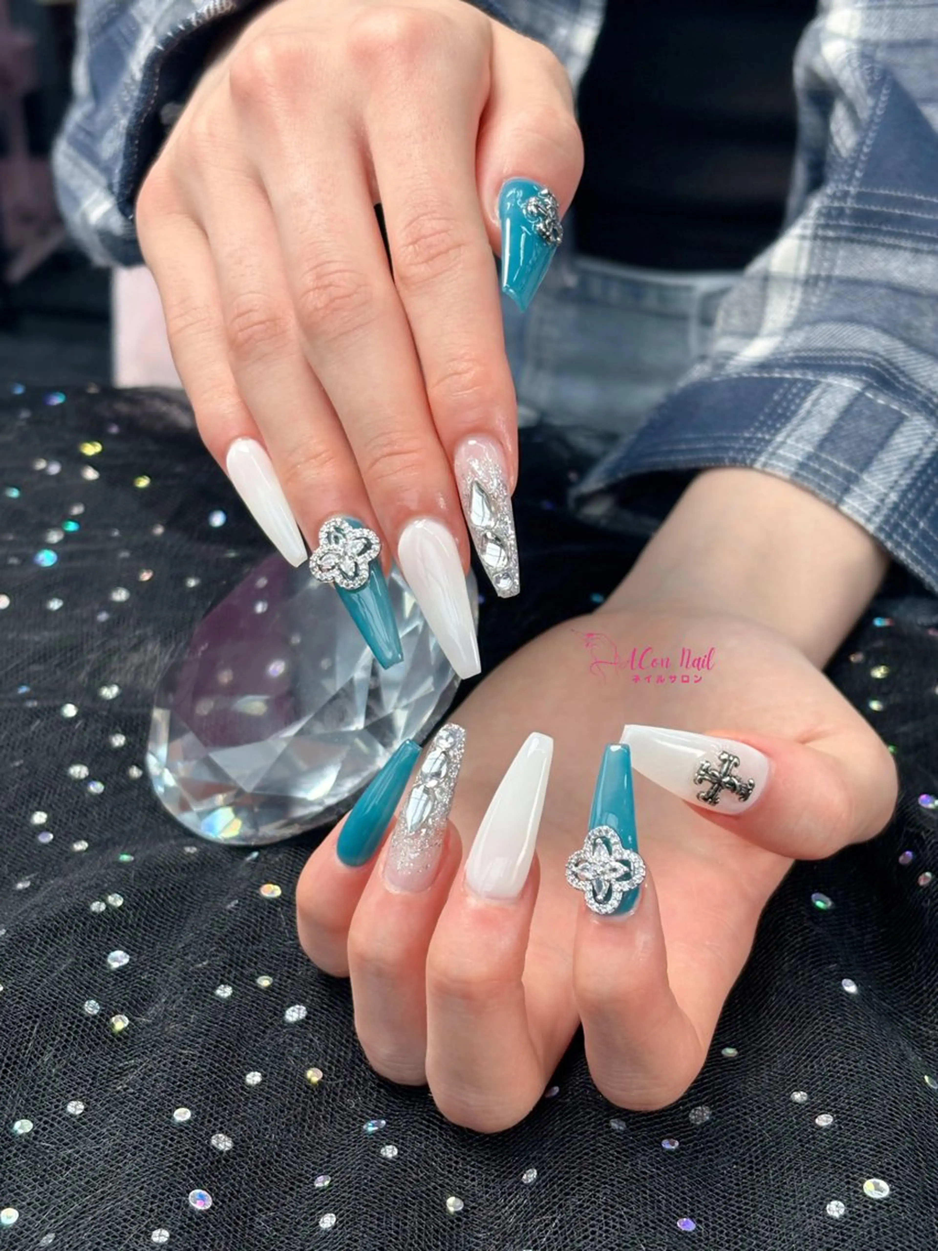 ネイル 桜ネイル 長さ出し フラワーネイル フレンチネイル ジェルネイル ハンドネイル AConNailSalon所属・ACon NailSalonのネイルデザイン