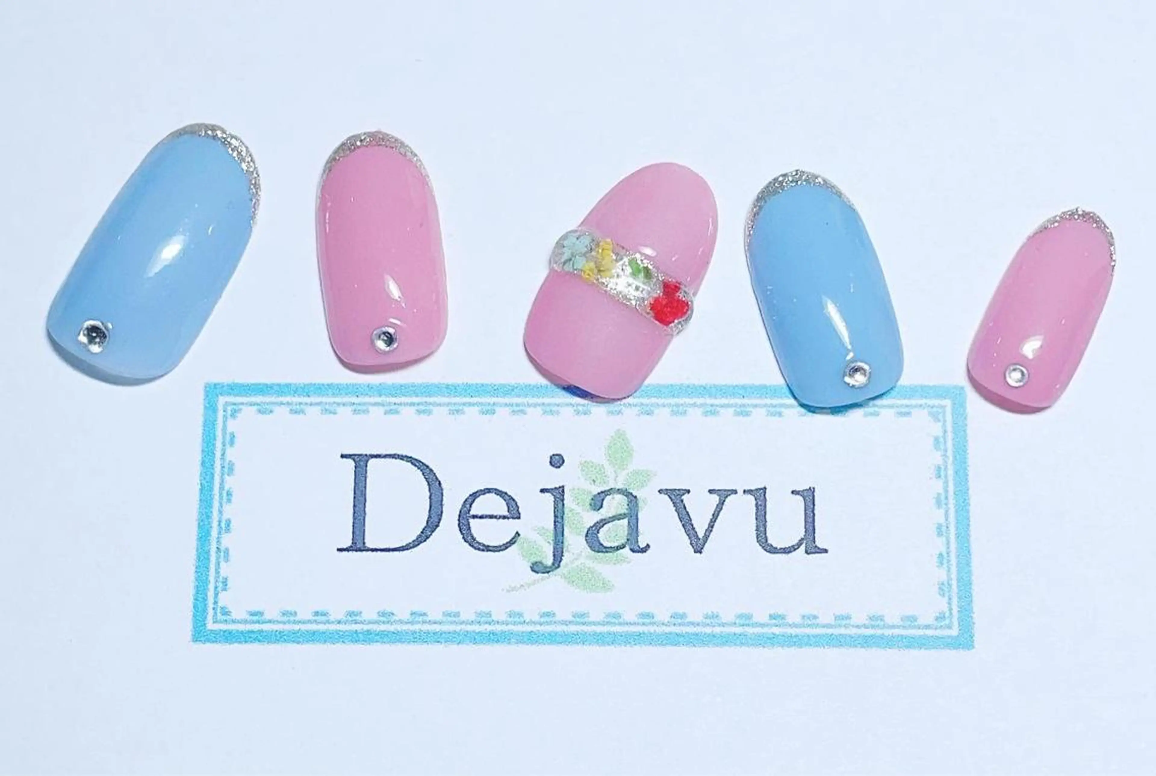 ネイル アートネイル フラワーネイル シンプルネイル 春ネイル ハンドネイル Nail salon Dejavu 🌿のネイルデザイン