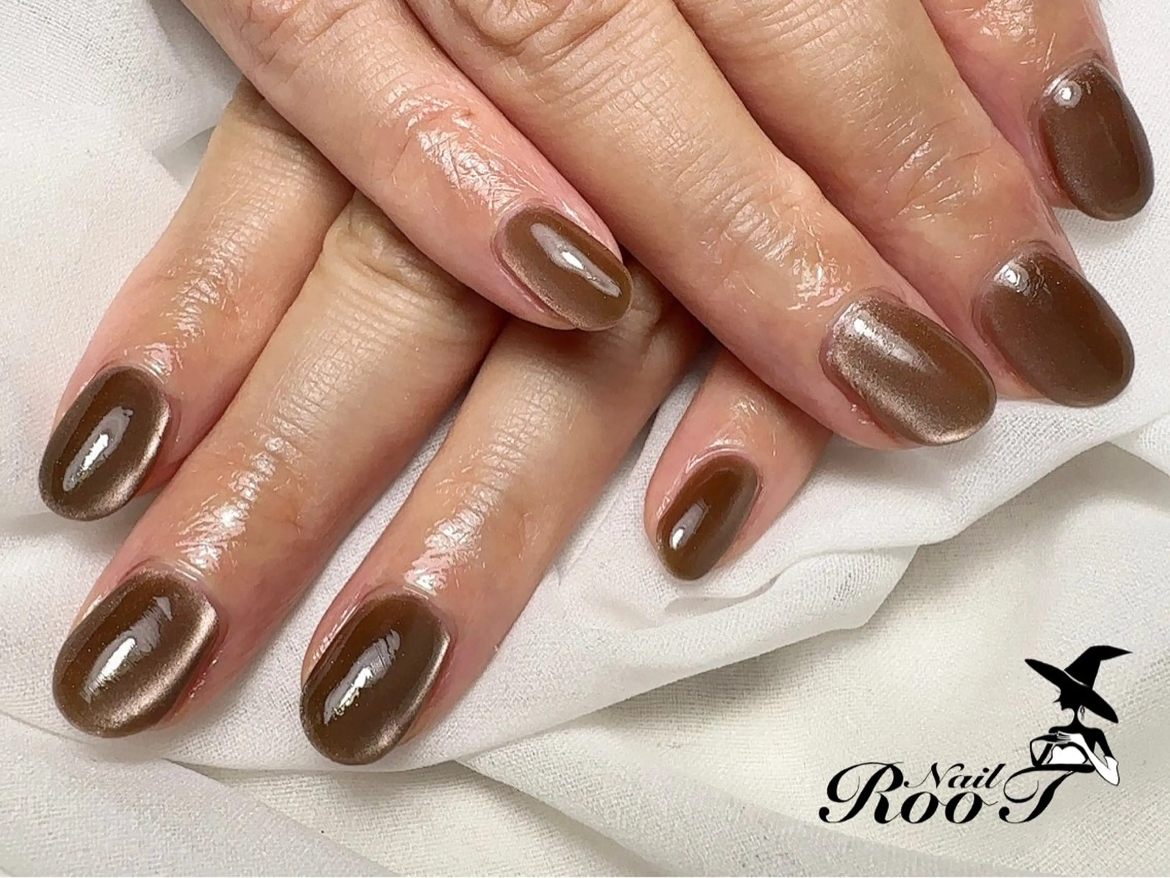 ネイル マグネットネイル ハンドネイル RooT Nailのネイルデザイン