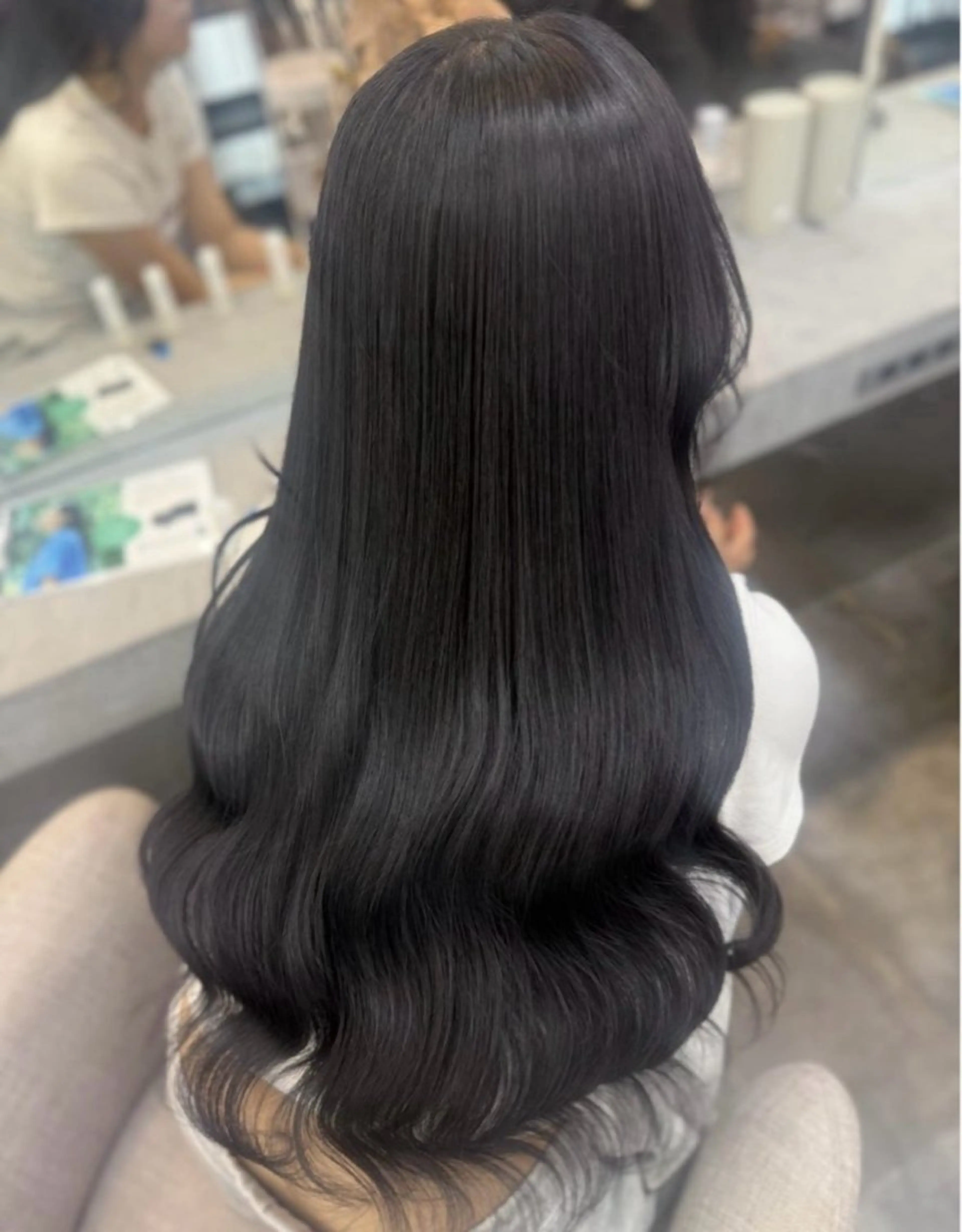 ロング カラー Maho ブリーチモデル募集中のヘアスタイル