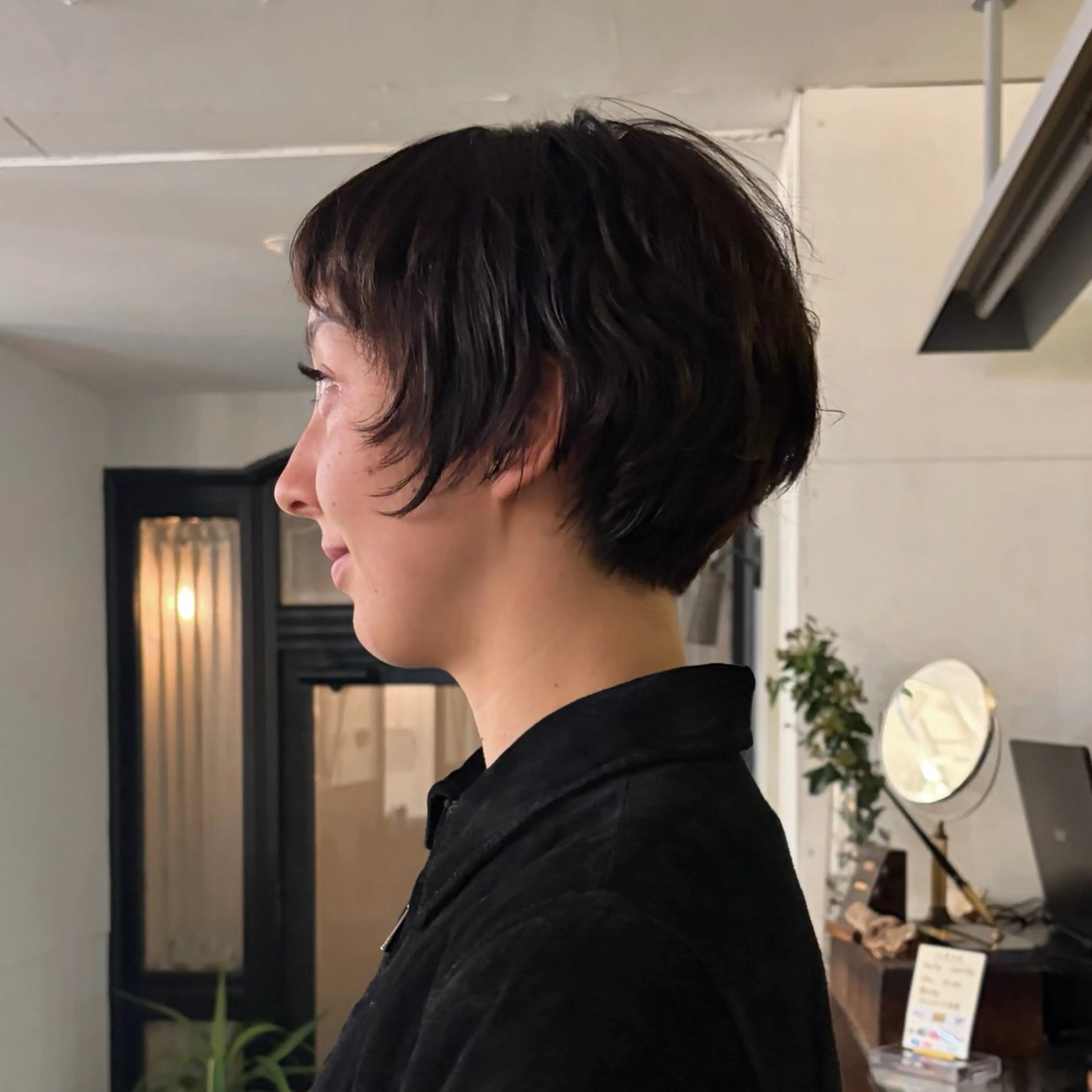 ショート ボブ くせ毛 ショートヘア レイヤー/ベージュ mikuのヘアスタイル