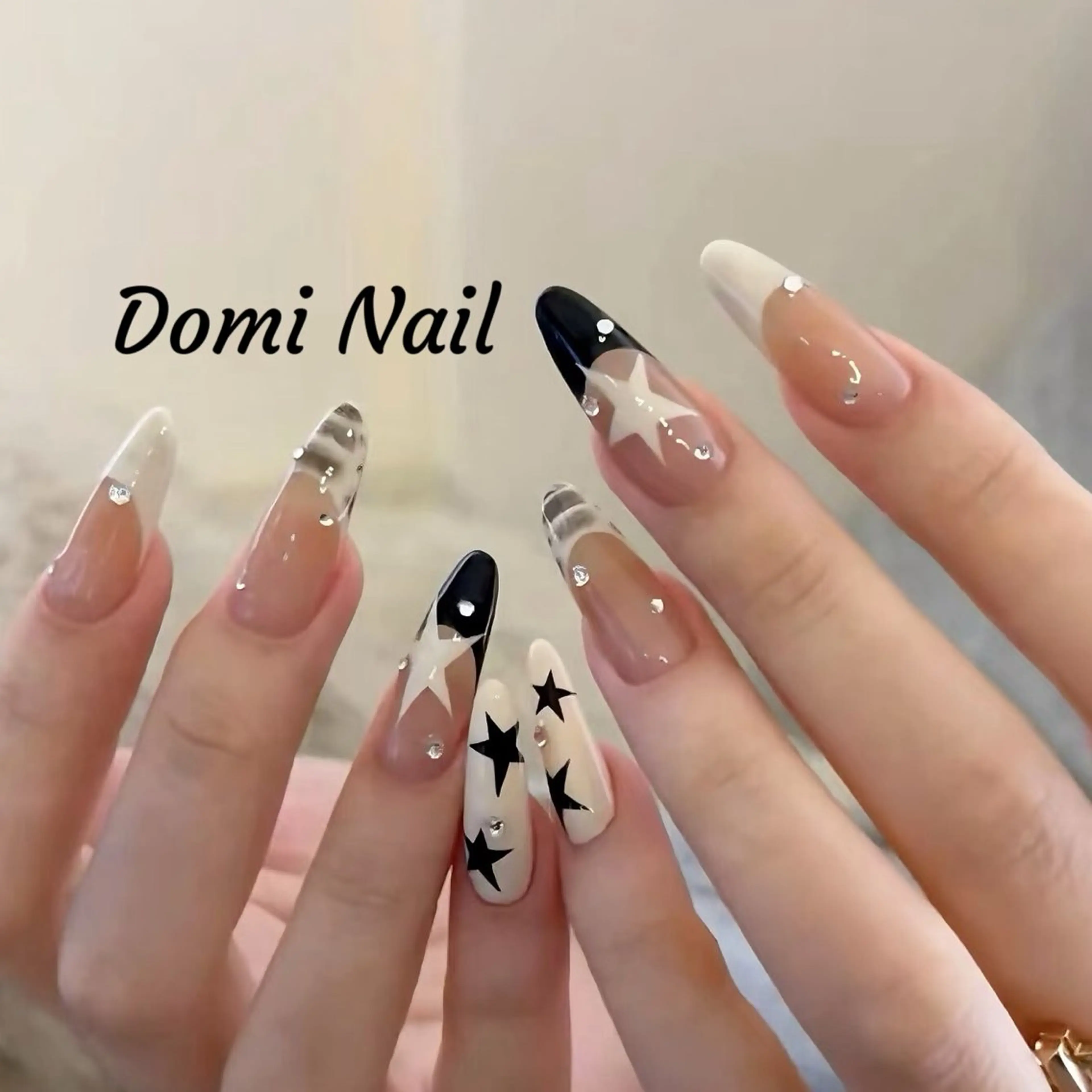 ネイル アートネイル 持ち込み ネイルチップ ハンドネイル 渋谷 Domi Nailのネイルデザイン