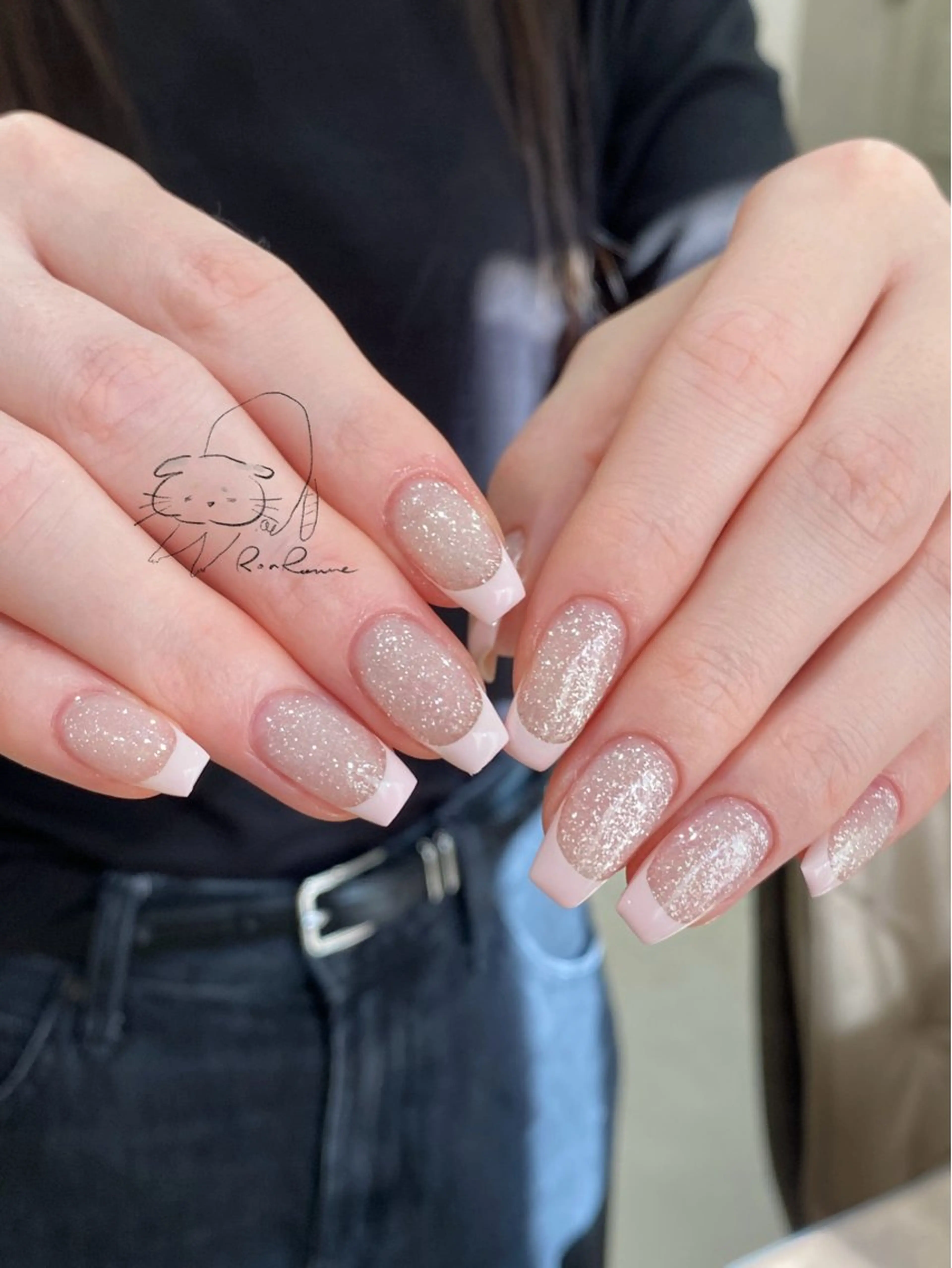 ネイル オーロラネイル 長さ出し フレンチネイル ジェルネイル ミラーネイル ハンドネイル ronronne .のネイルデザイン