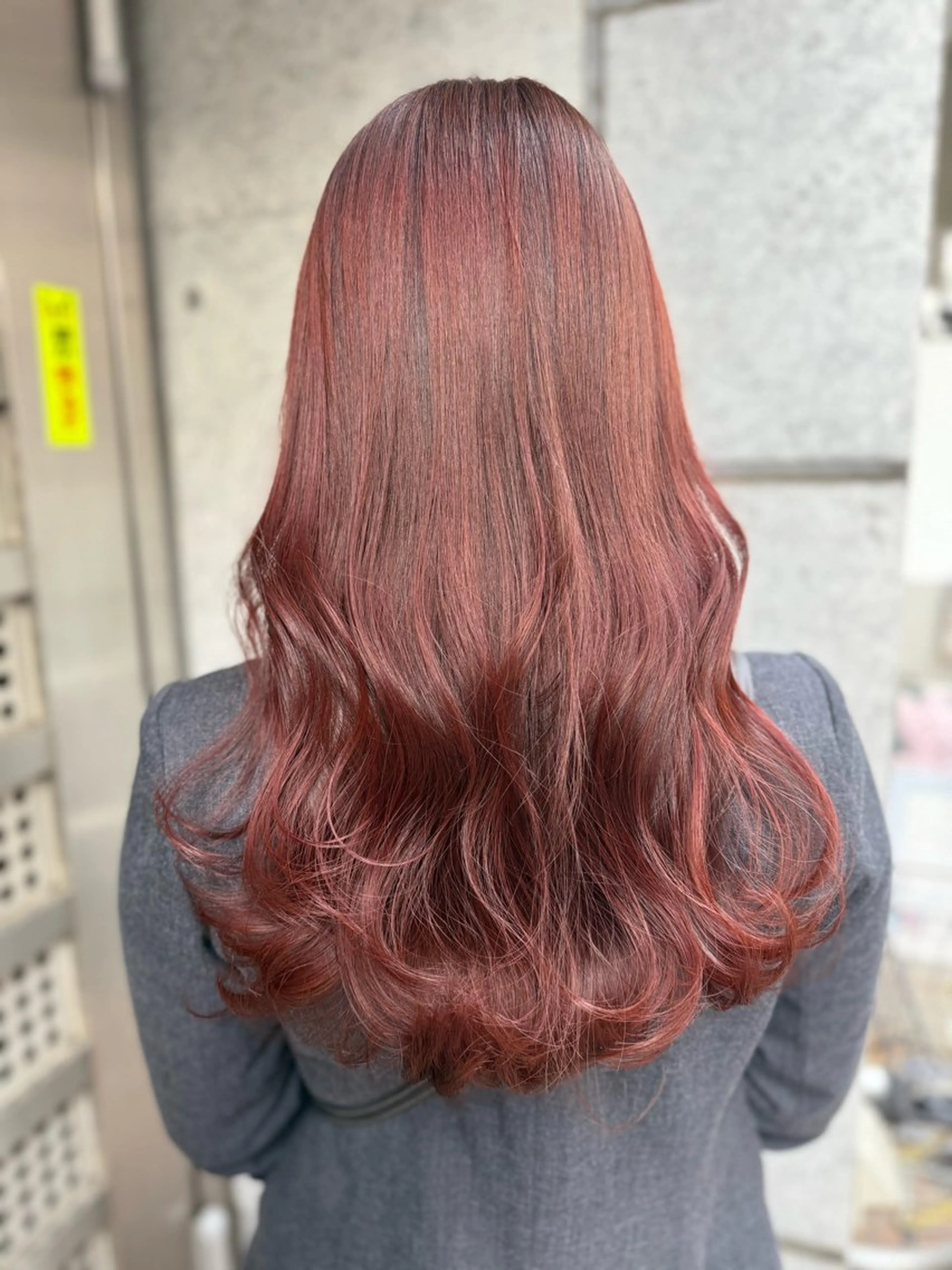 セミロング カラー ヘアアレンジ ピンクカラー カット ヘアカラー トリートメント 👑指名率No.1 👑坂口飛翔のヘアスタイル