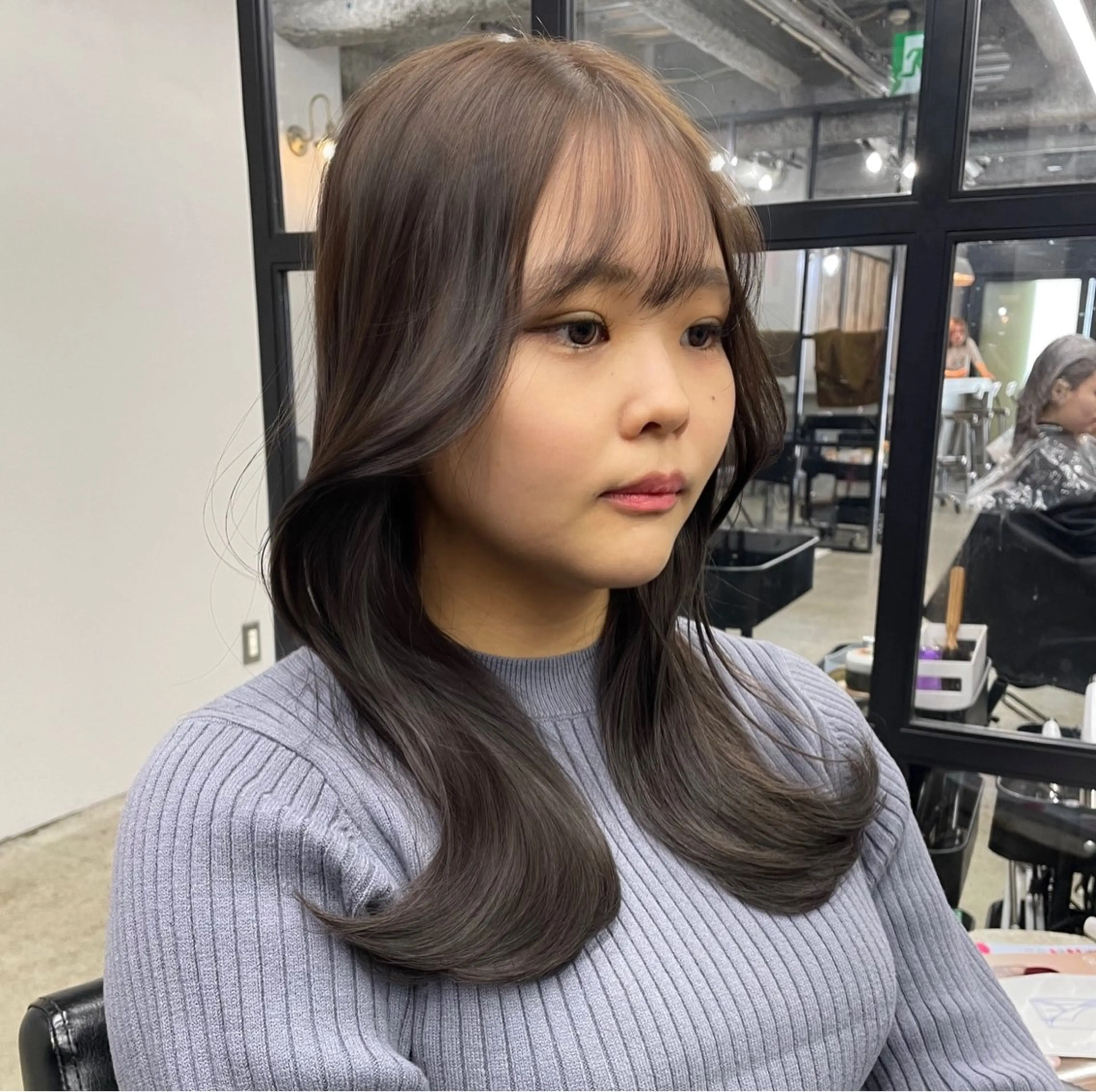 ロング カラー ヘアカラー 新宿/韓国ヘア/ 髪質改善ストレートのヘアスタイル