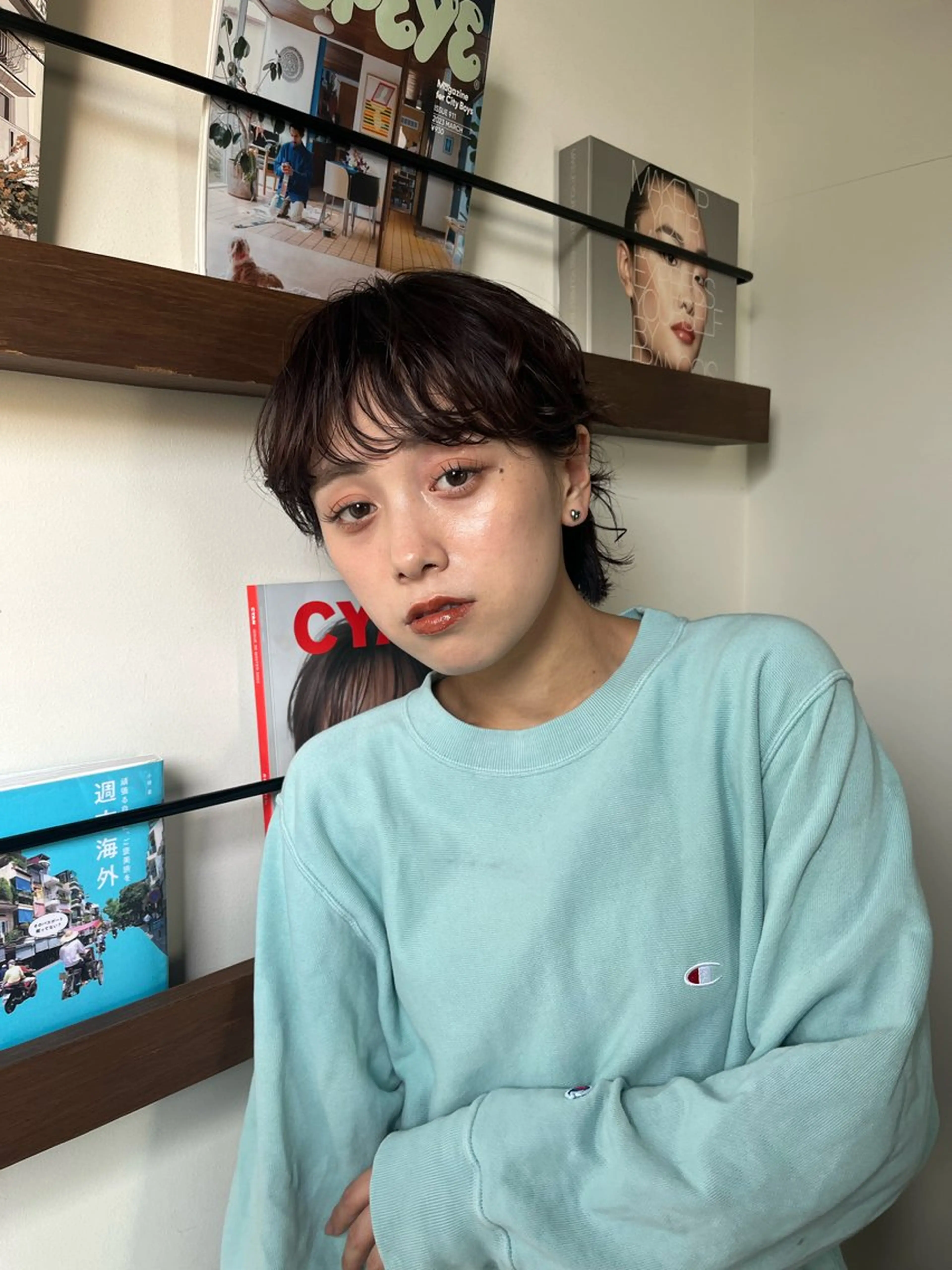 ショート パーマ 渡邊 百咲のヘアスタイル