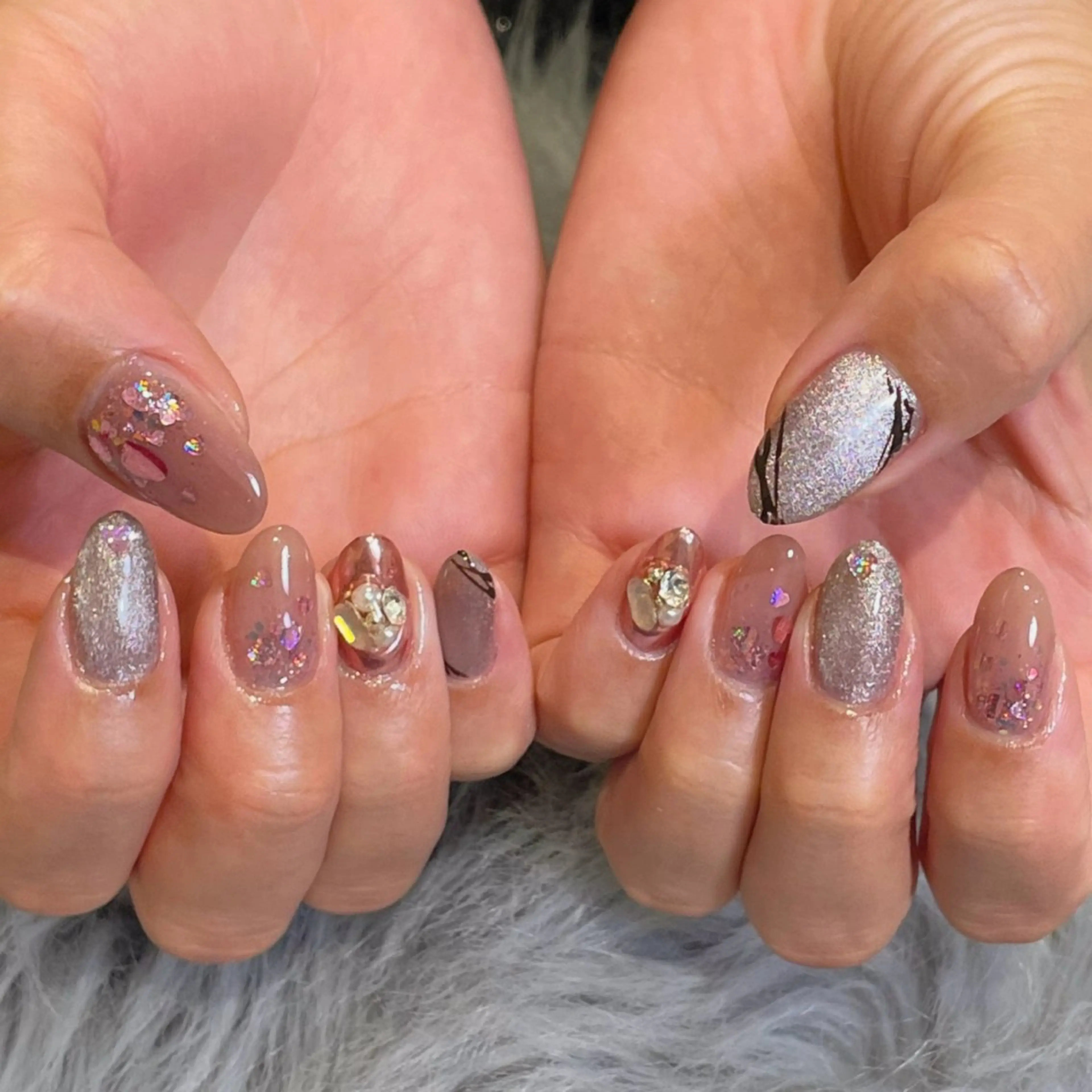 ネイル ハンドネイル RICO Nail パーツつけ放題🌈のネイルデザイン
