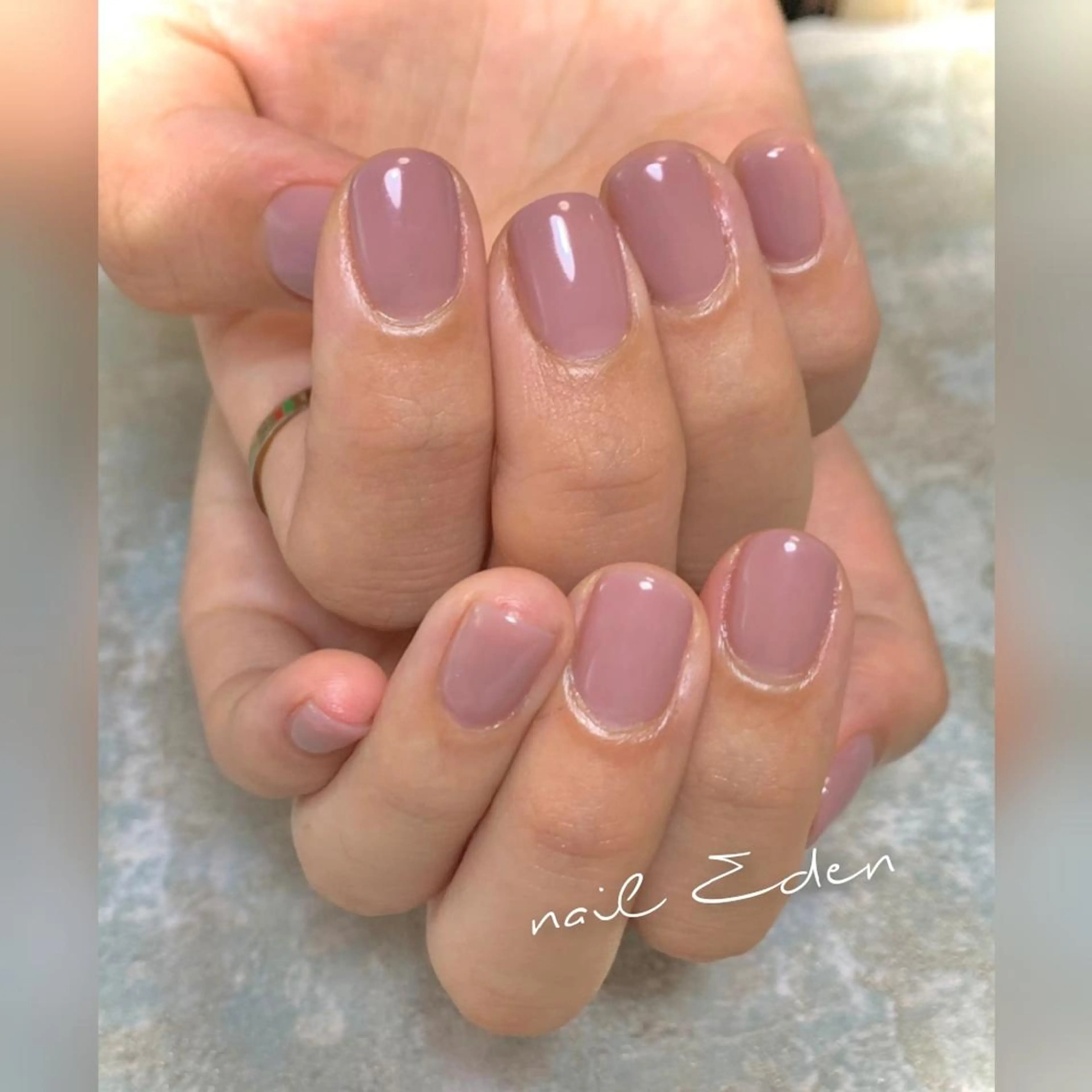 ネイル ワンカラーネイル ピンク Eden ♾️のネイルデザイン