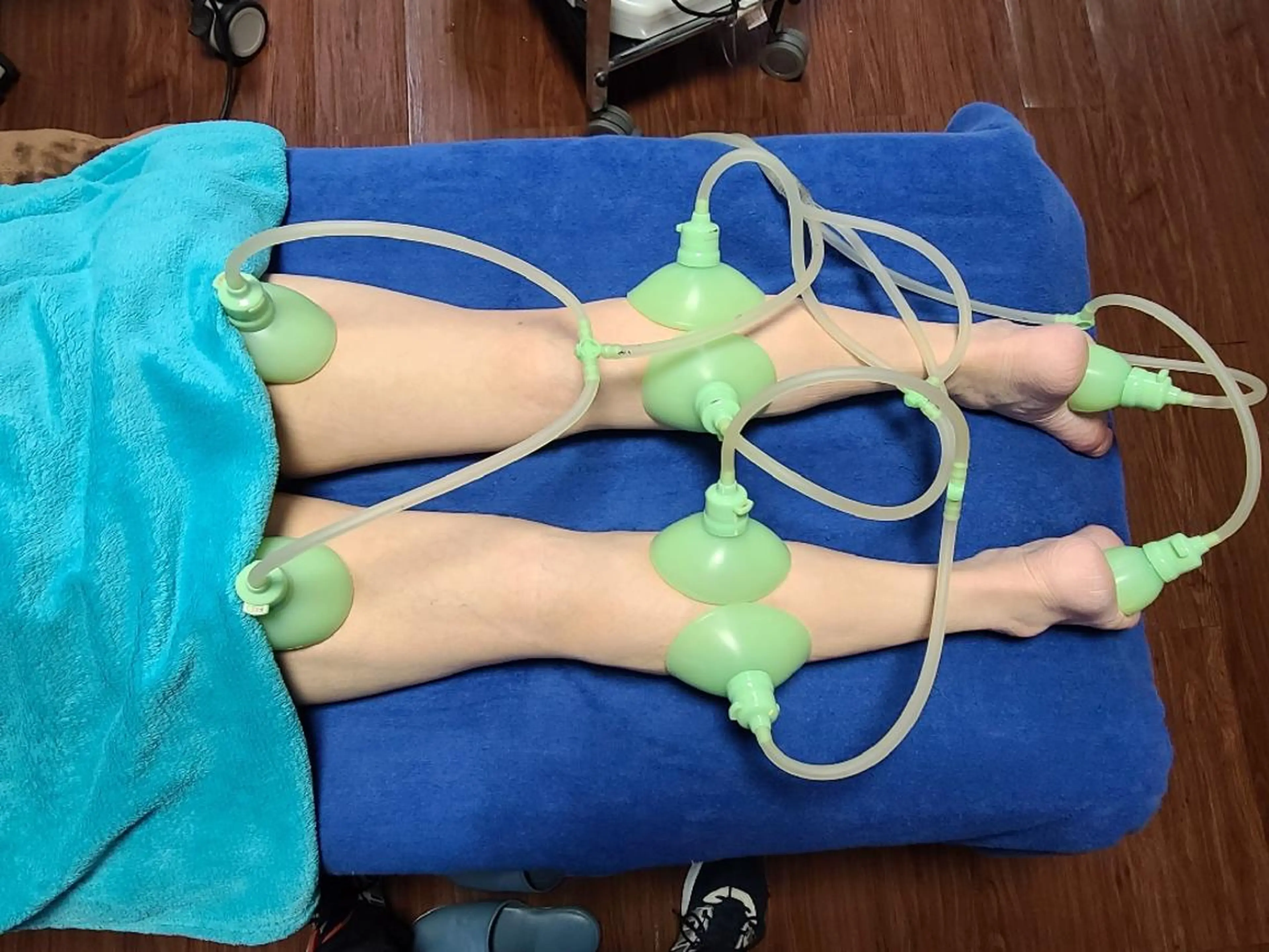 足のだるさ解消コース　初回11000円→7700円の写真