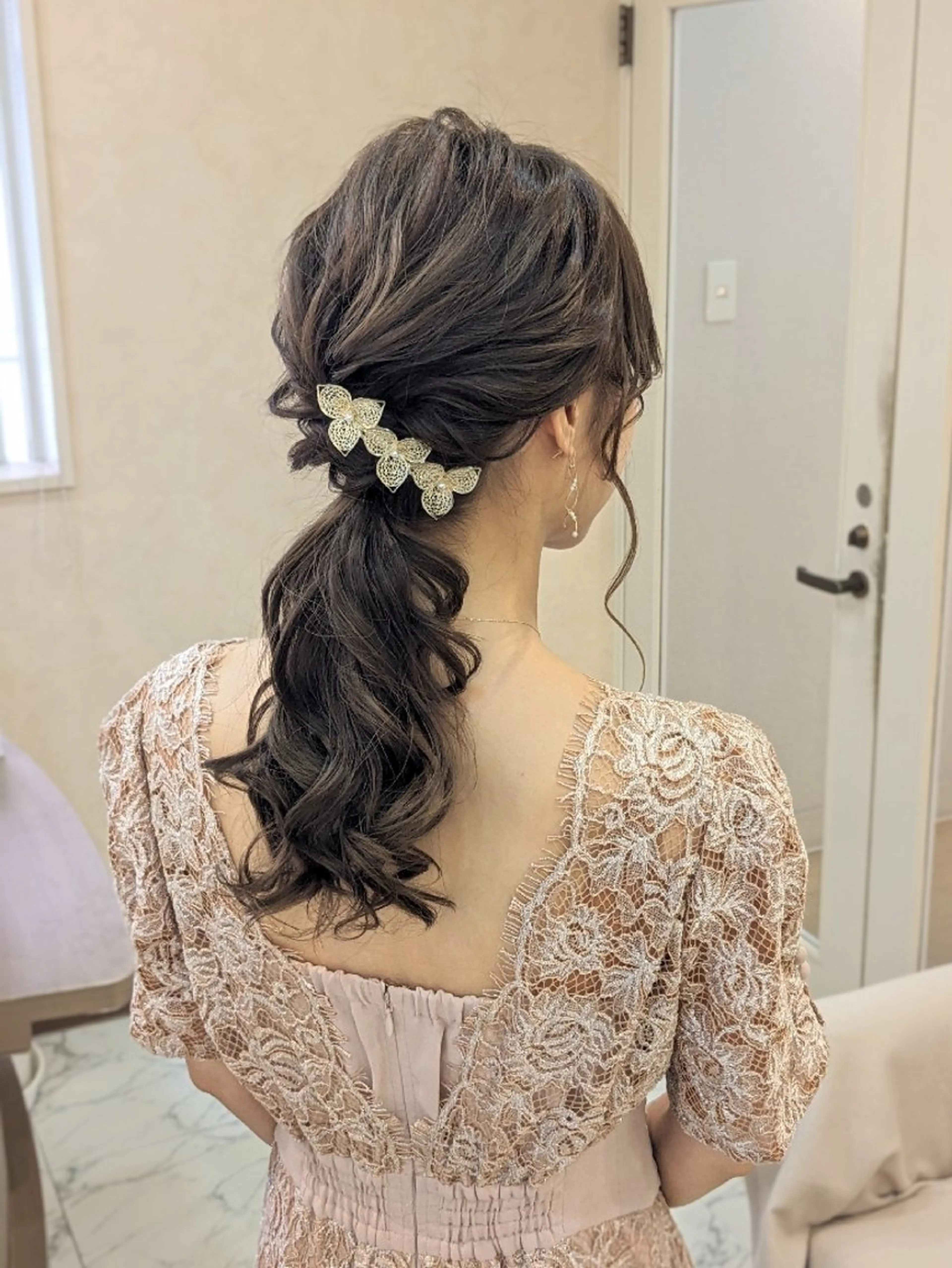 【8時台予約】結婚式お呼ばれヘアセットの写真