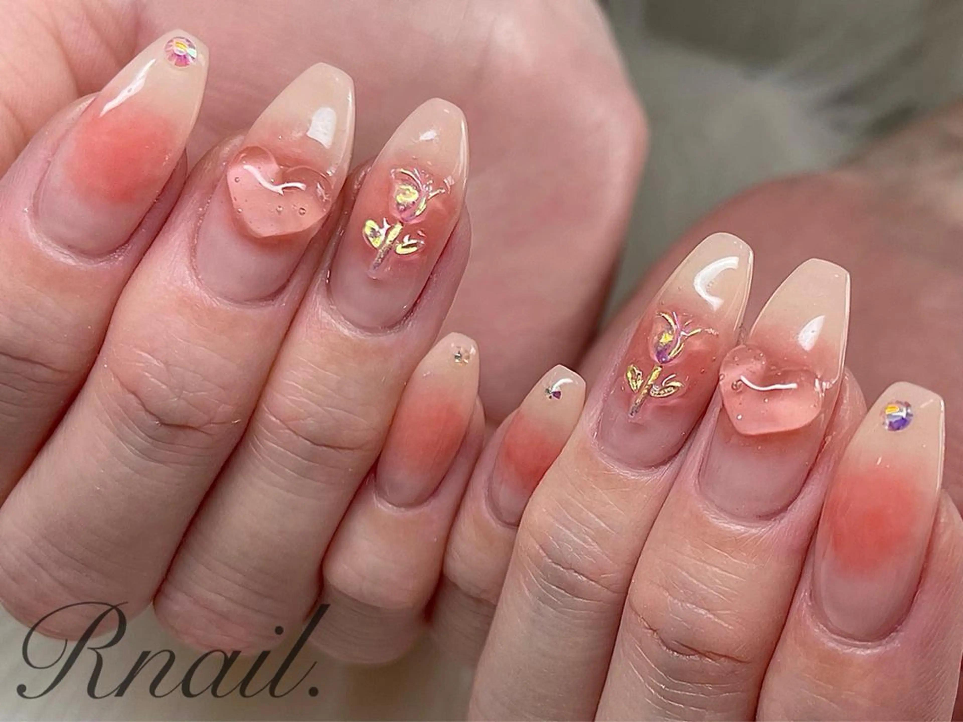 ネイル チークネイル ストーンネイル ハンドネイル R nail.のネイルデザイン