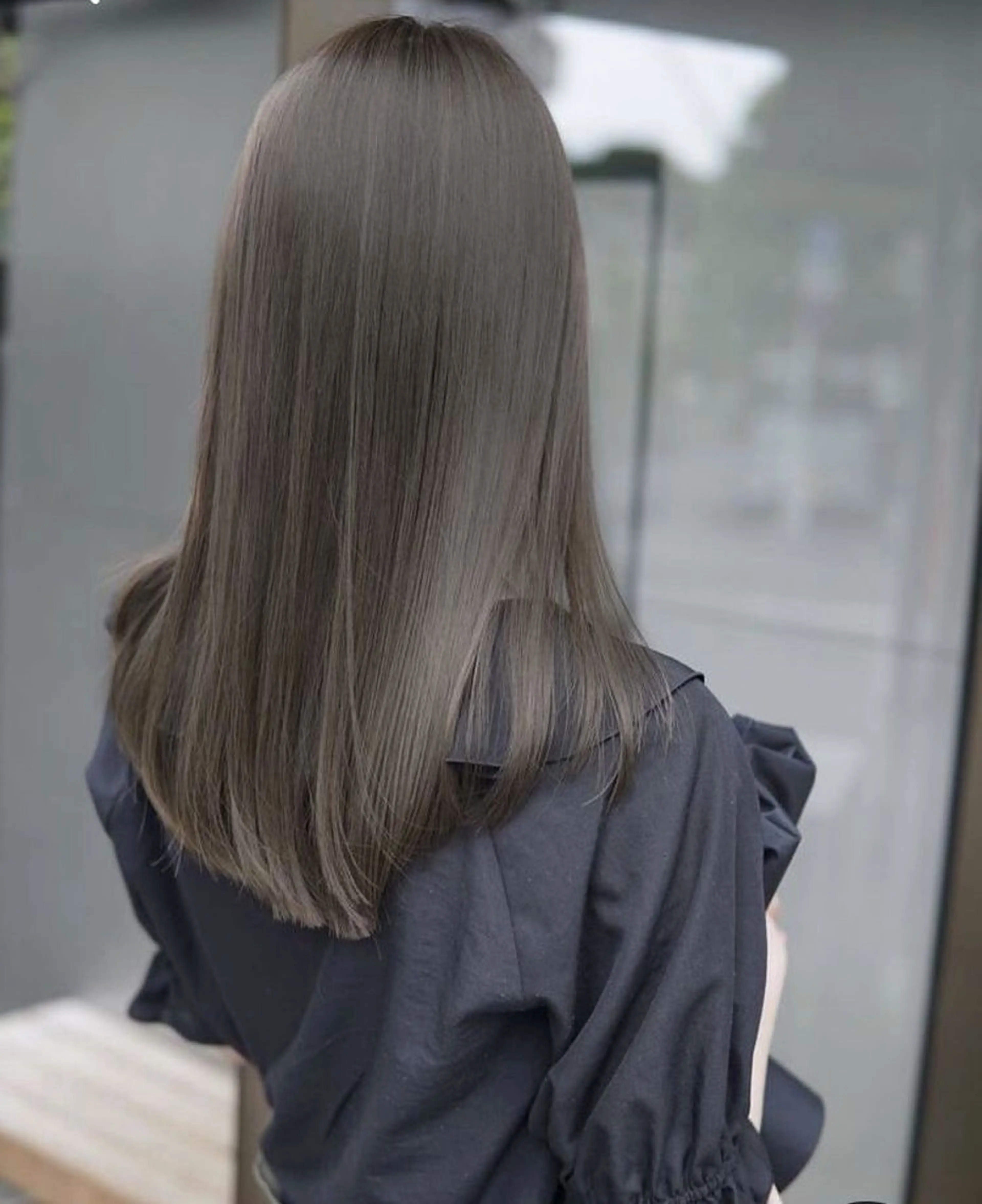 ロング ☁️透明感カラー× レイヤー ☁️ノアのヘアスタイル