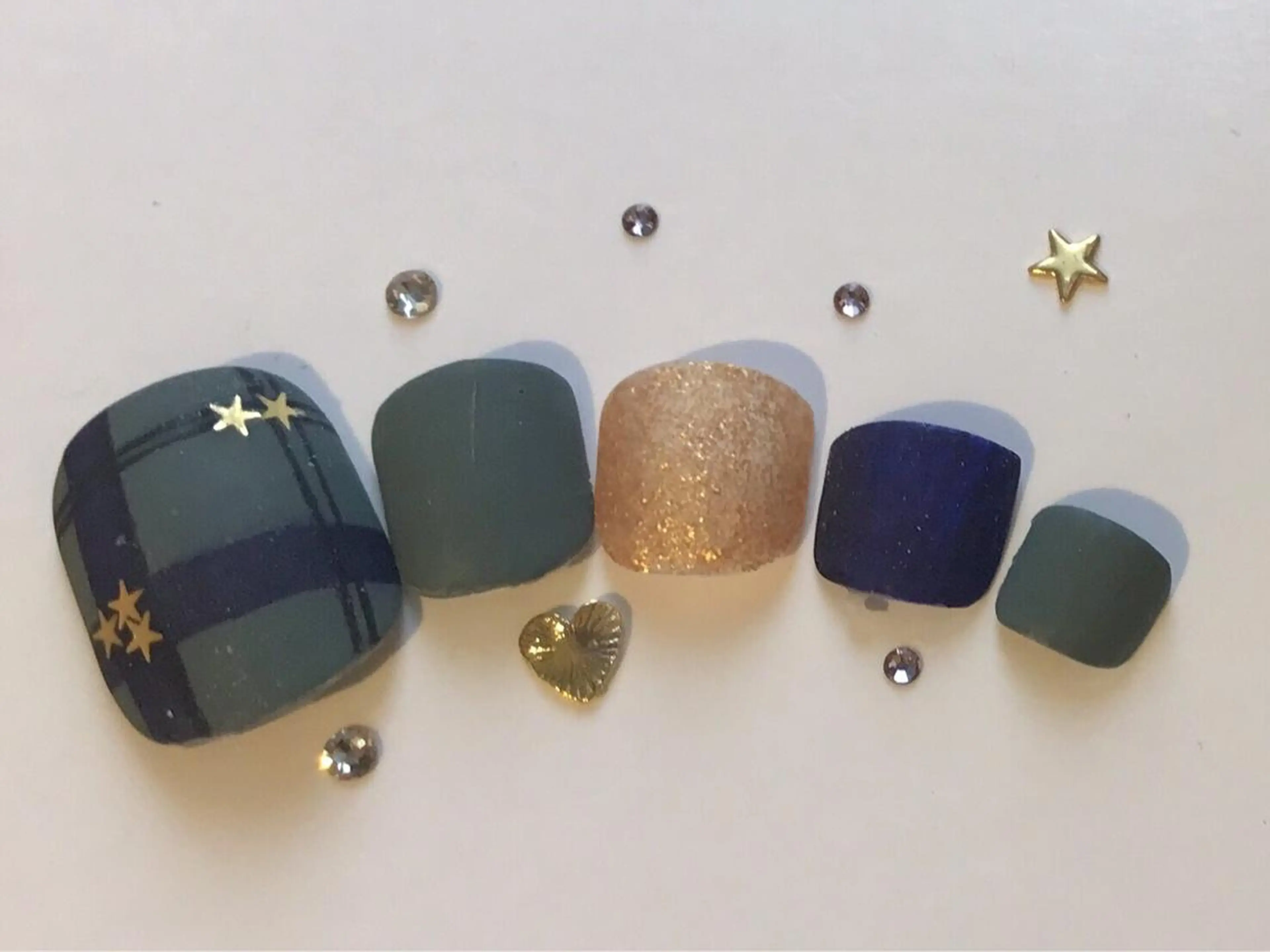 ネイル 冬ネイル クリスマス 渡邊 束紗のネイルデザイン