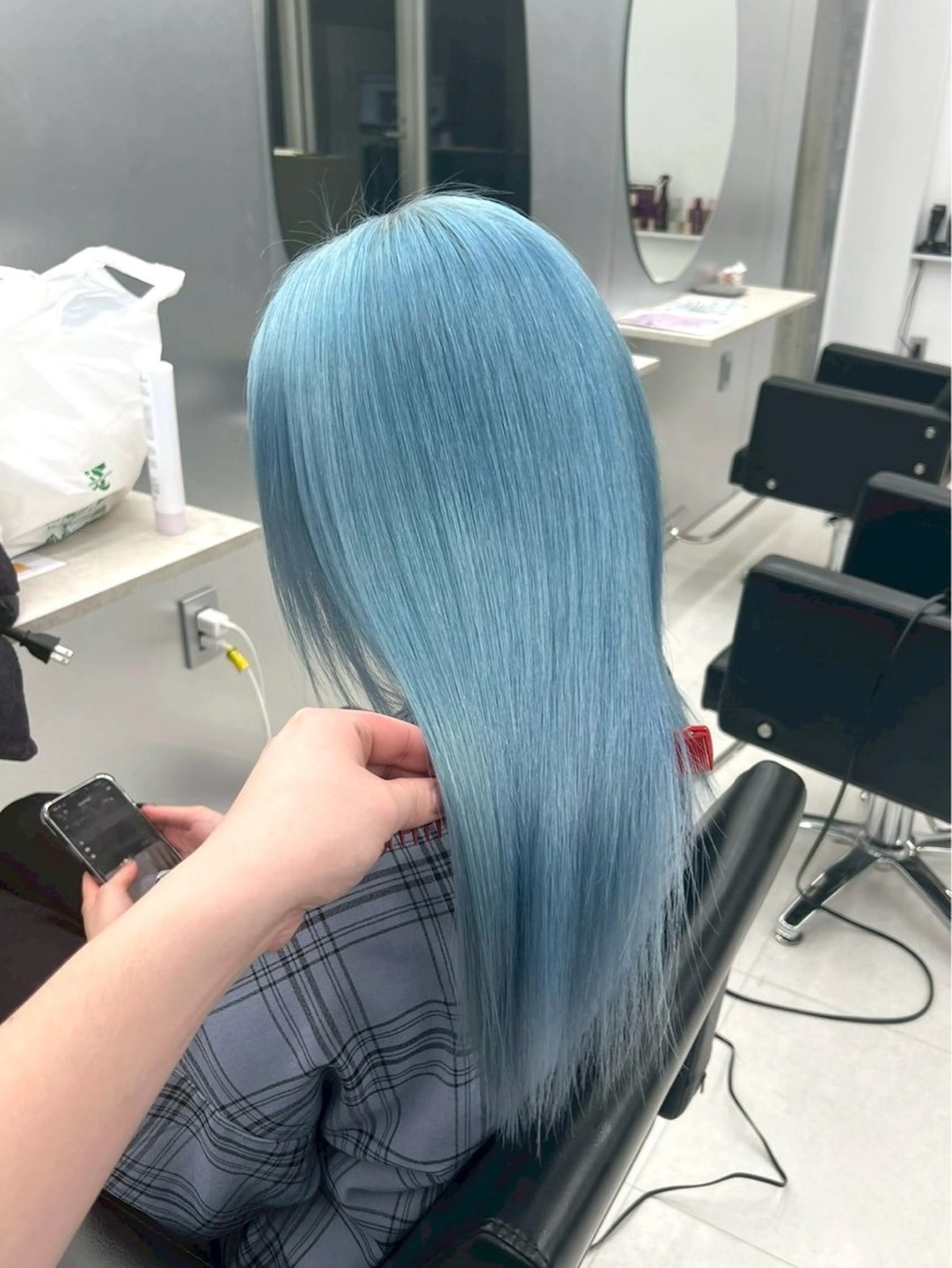 カラー 🦋ハイトーン×ア レンジ💫Leenaのヘアスタイル