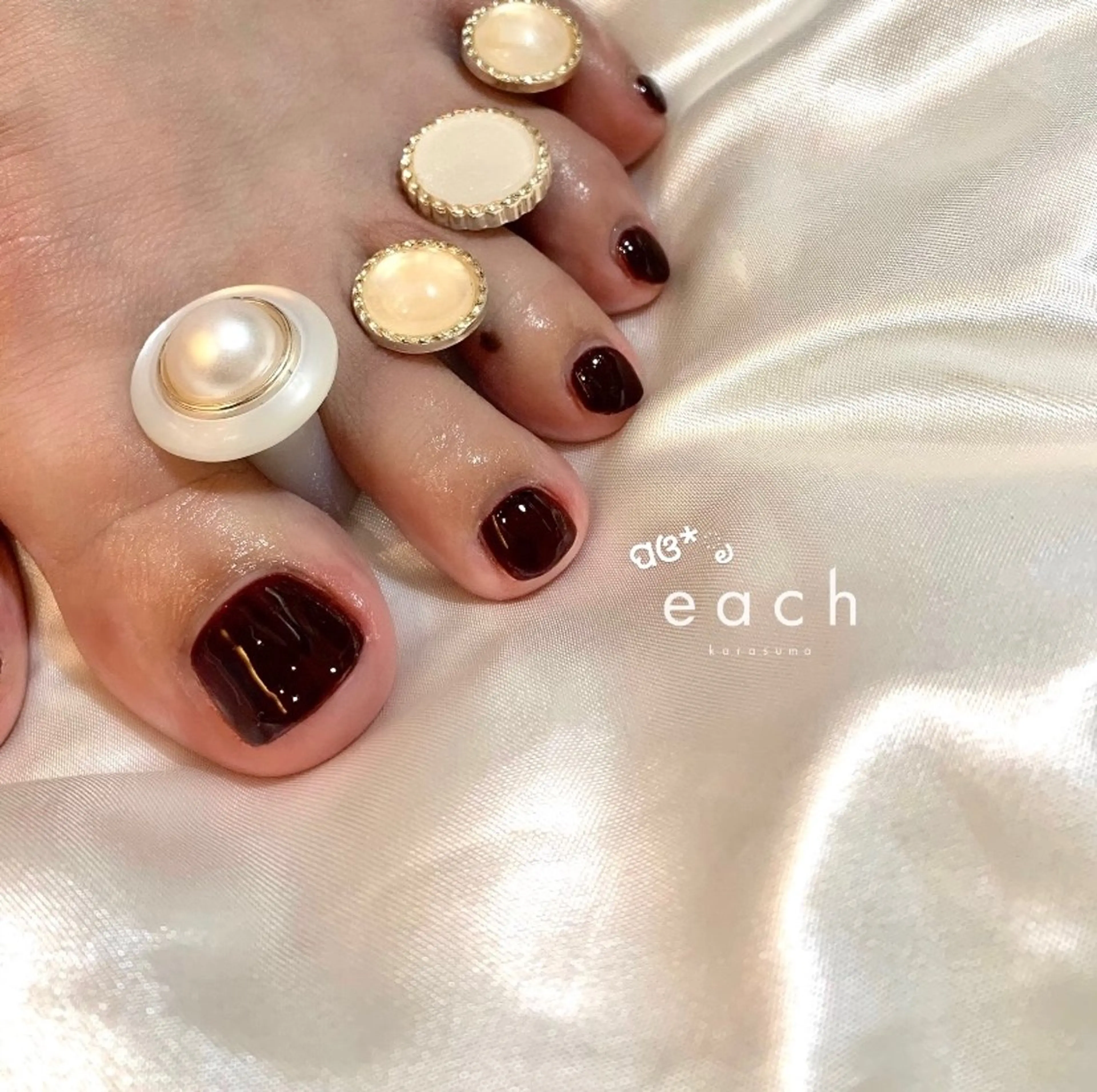 ネイル each Hibikiのネイルデザイン