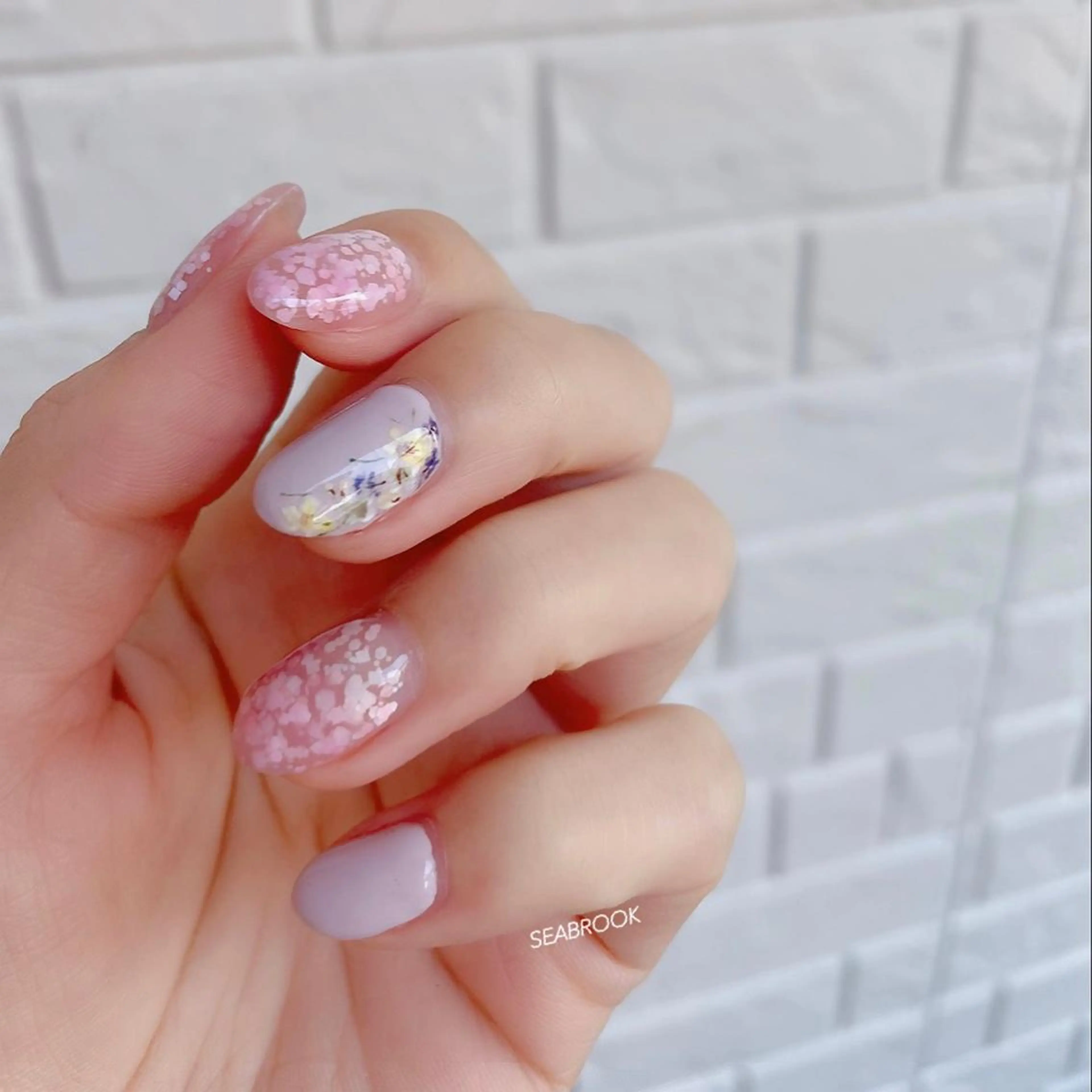 ネイル 鈴木 奈穂子のネイルデザイン