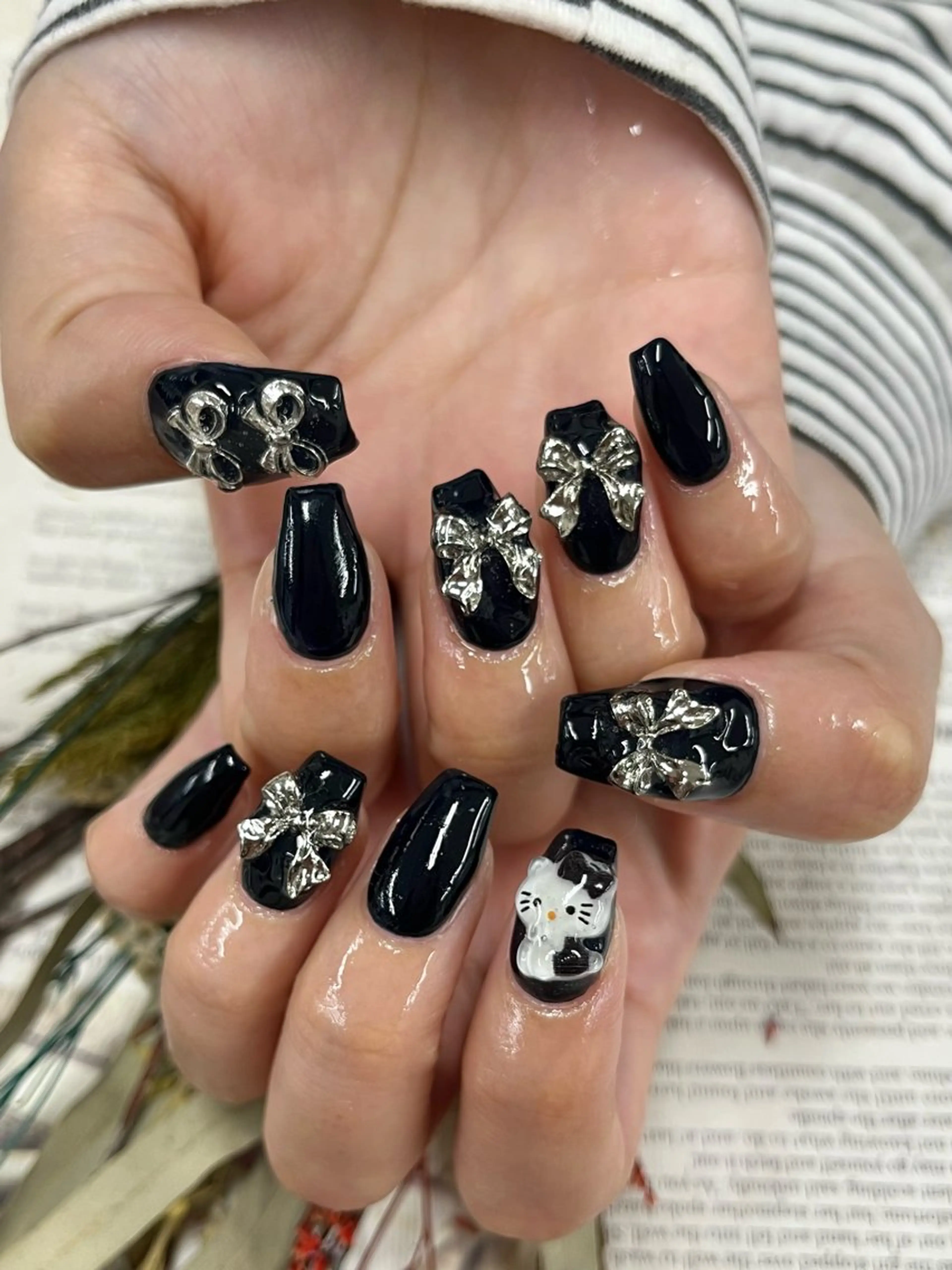 ネイル リボン Basic町田本店 Suzunaのネイルデザイン