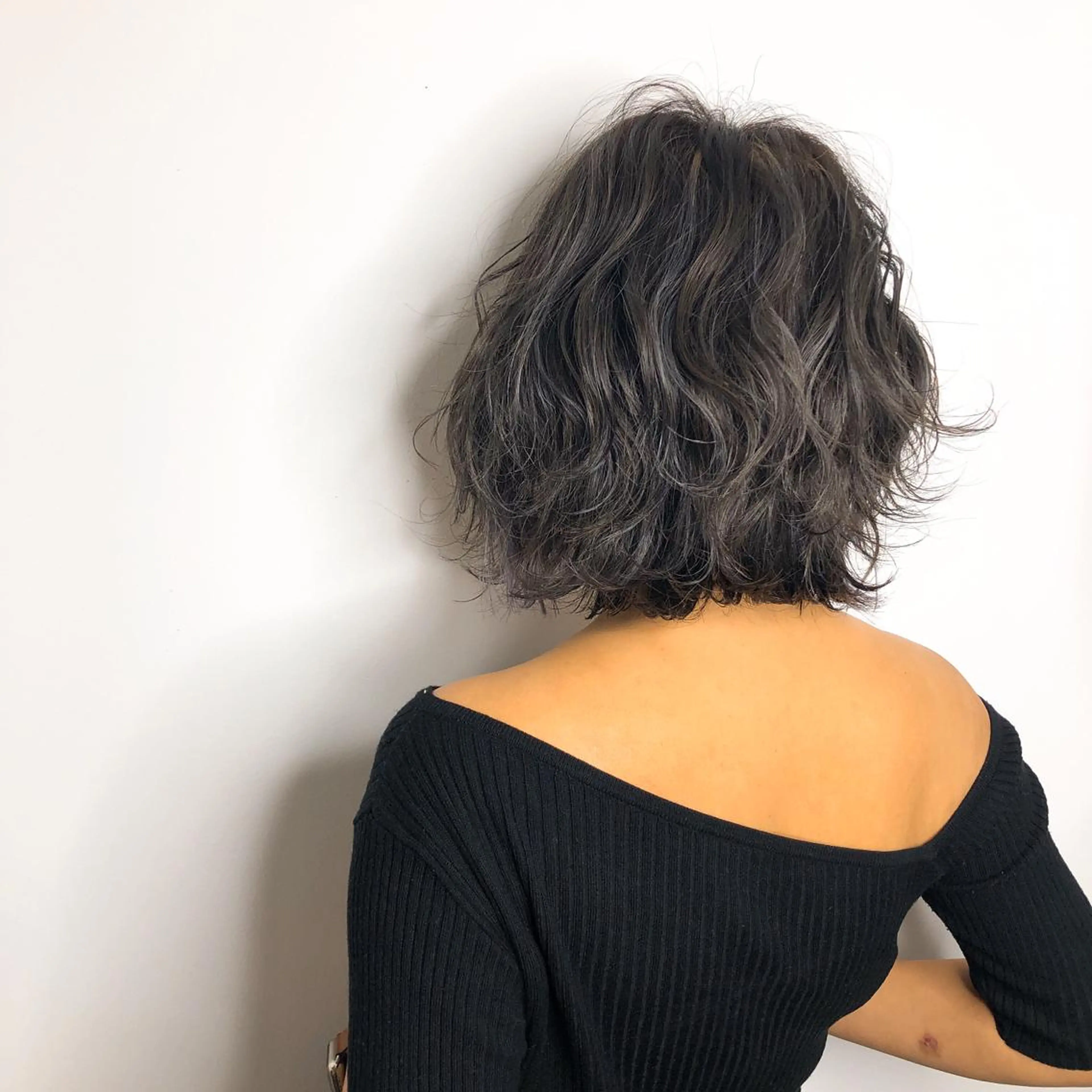 ミディアム 渡邊 唯のヘアスタイル