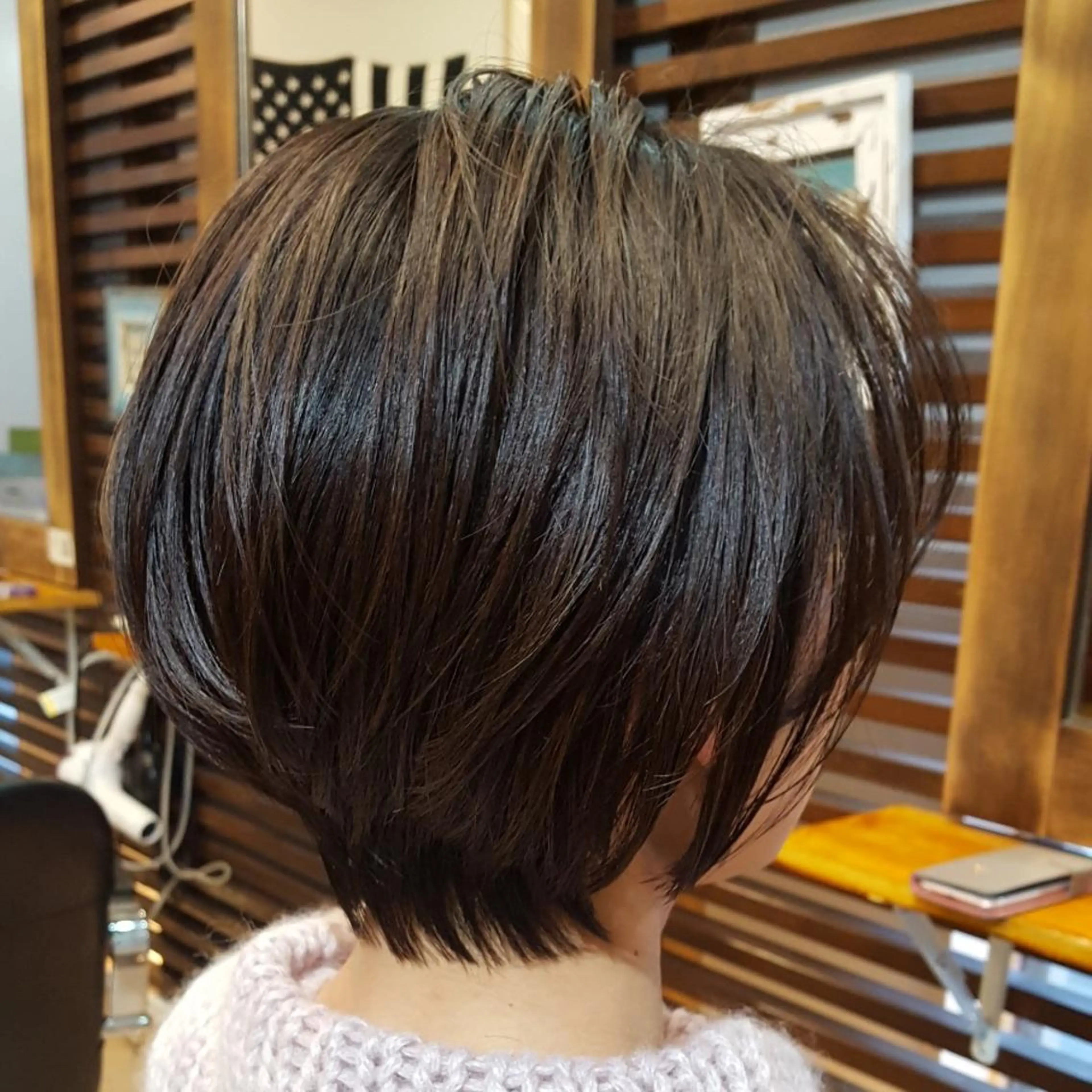 ショート カラー ハンサムショート ショートヘア トリートメント ヘッドスパ フリーランス所属・韓国ヘア レイヤー くびれヘアMATSUのヘアスタイル