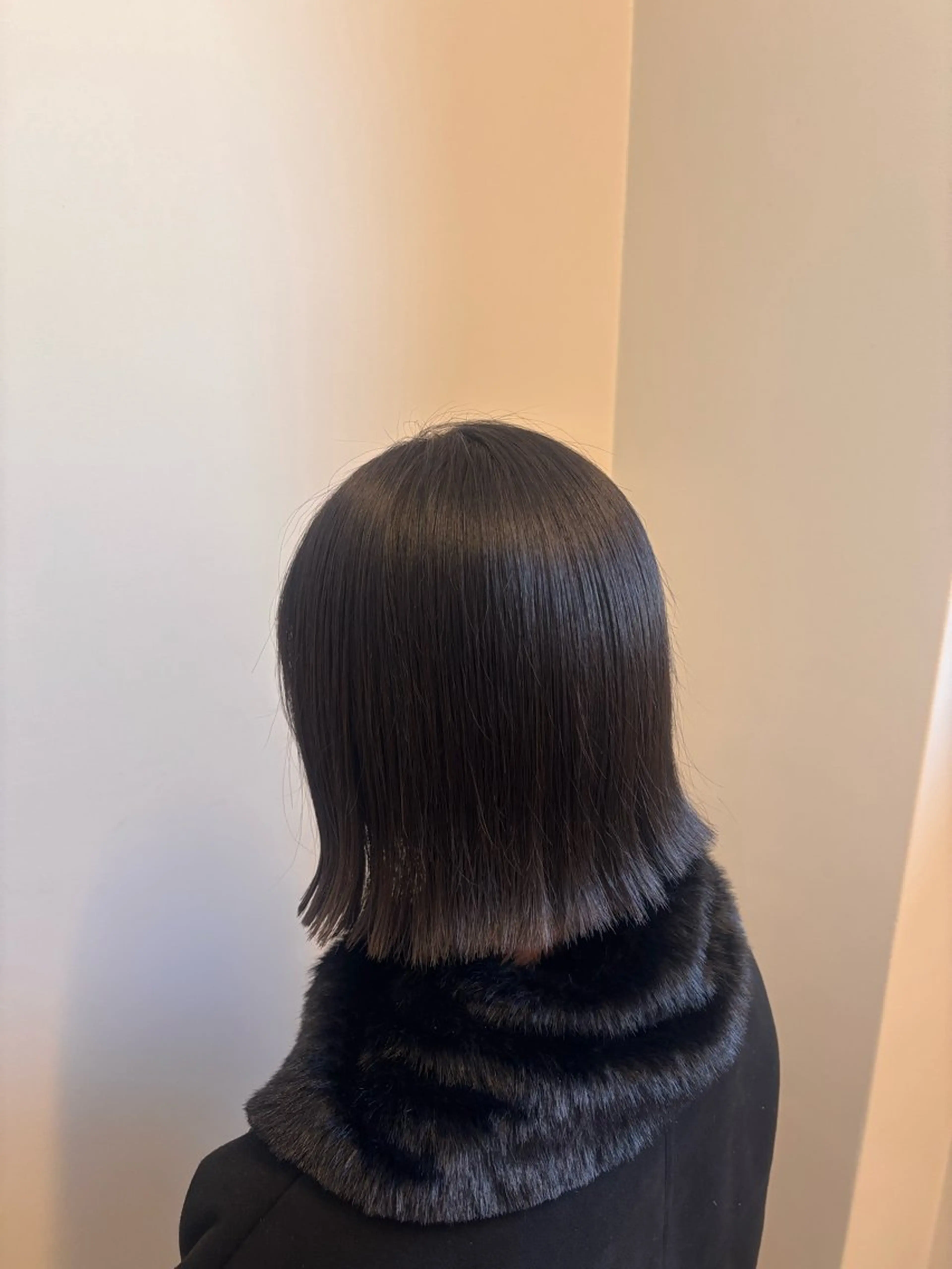 ショート カラー 透明感カラー 伊藤 あいのヘアスタイル