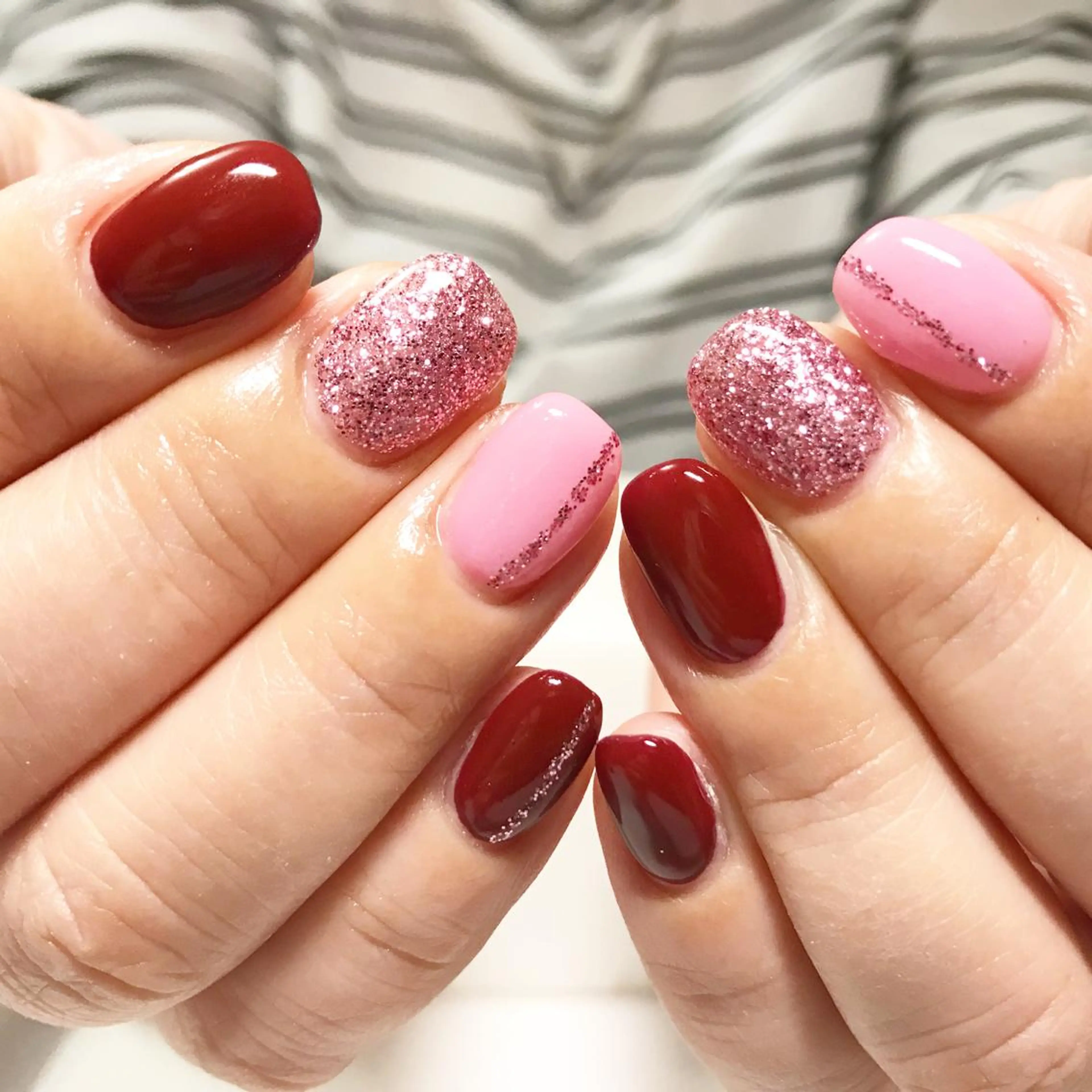 ネイル ボルドー フットネイル ラメ(グリッター) ピンク シンプルネイル nail fufla ♡yamane♡のネイルデザイン