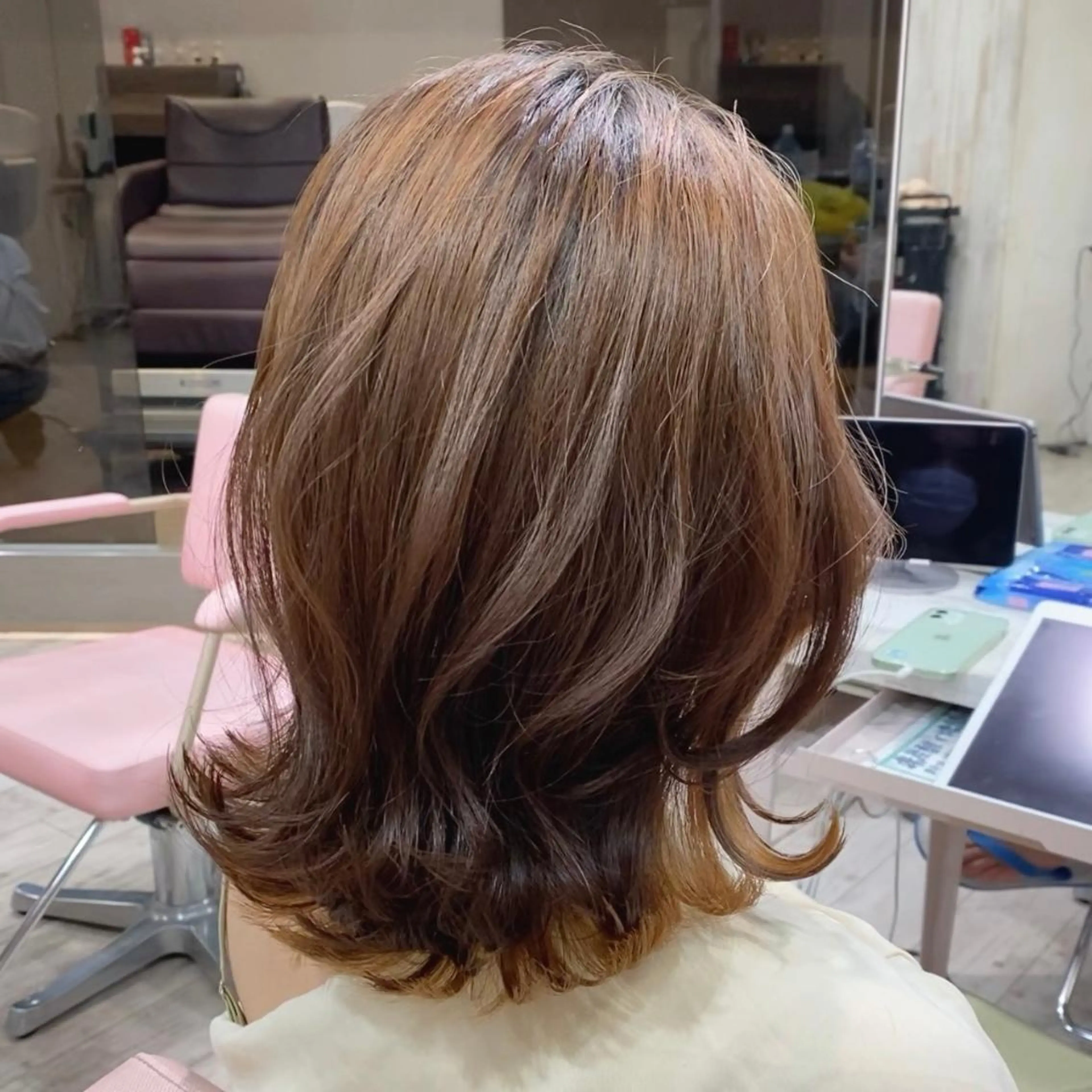 ミディアム 顔まわりカット🌟 くびれヘア/寺門遥輝のヘアスタイル