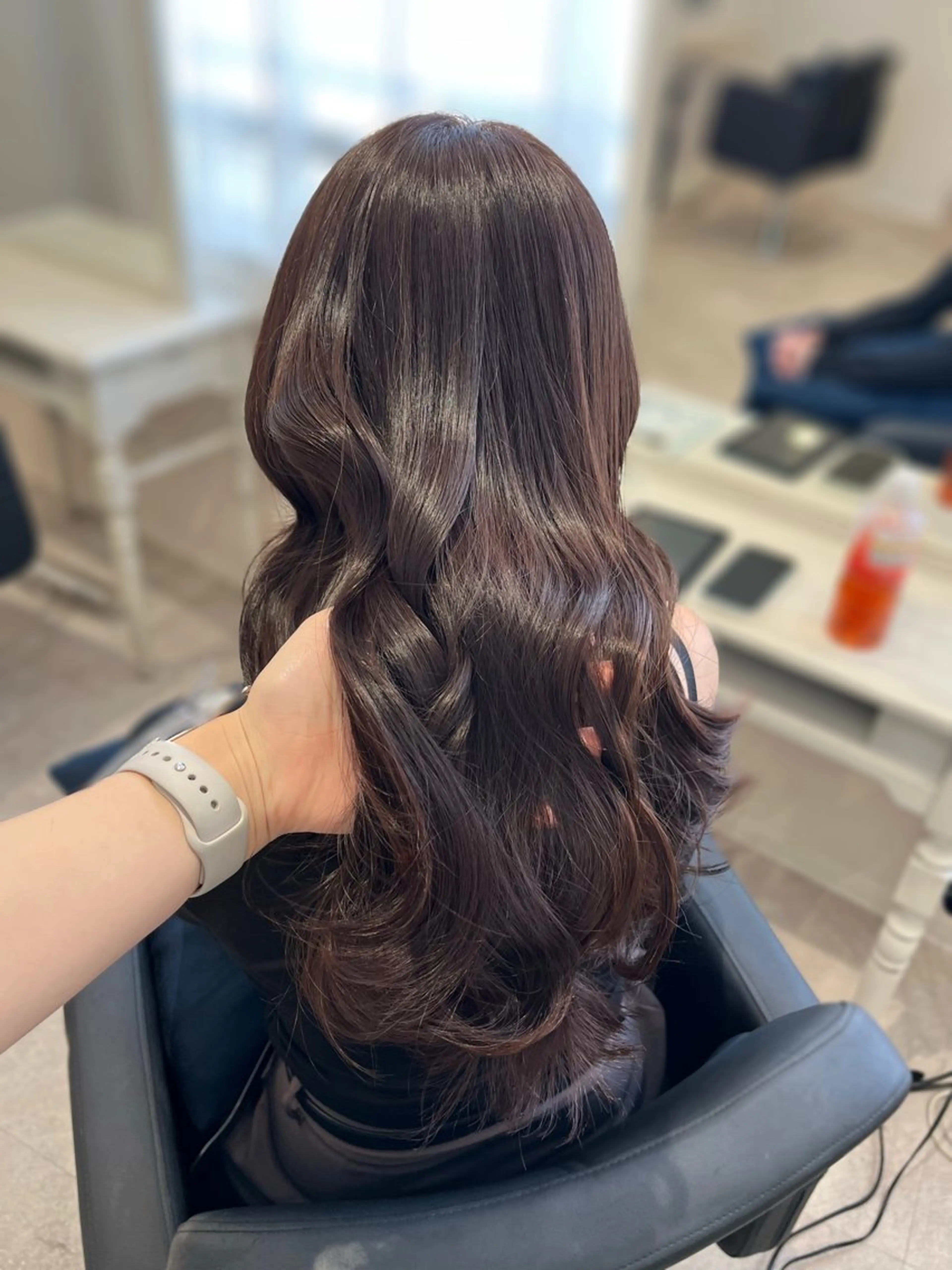 ロング カット 堤　葵生/透明感カラ ー/髪質改善縮毛矯正のヘアスタイル