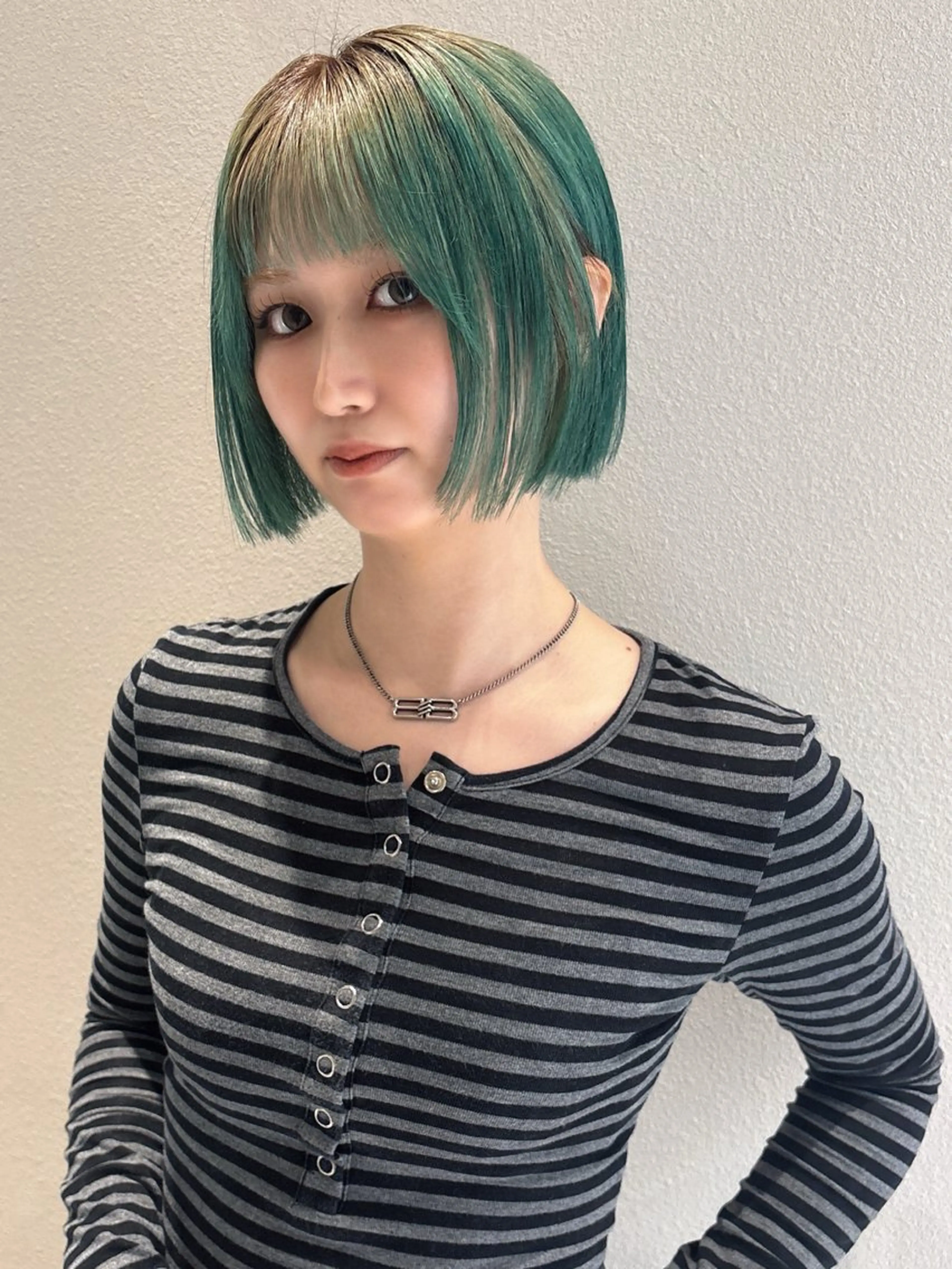 ミディアム カット ヘアカラー トリートメント ブリーチ🌟リタッチ 🎠KANON🎡のヘアスタイル