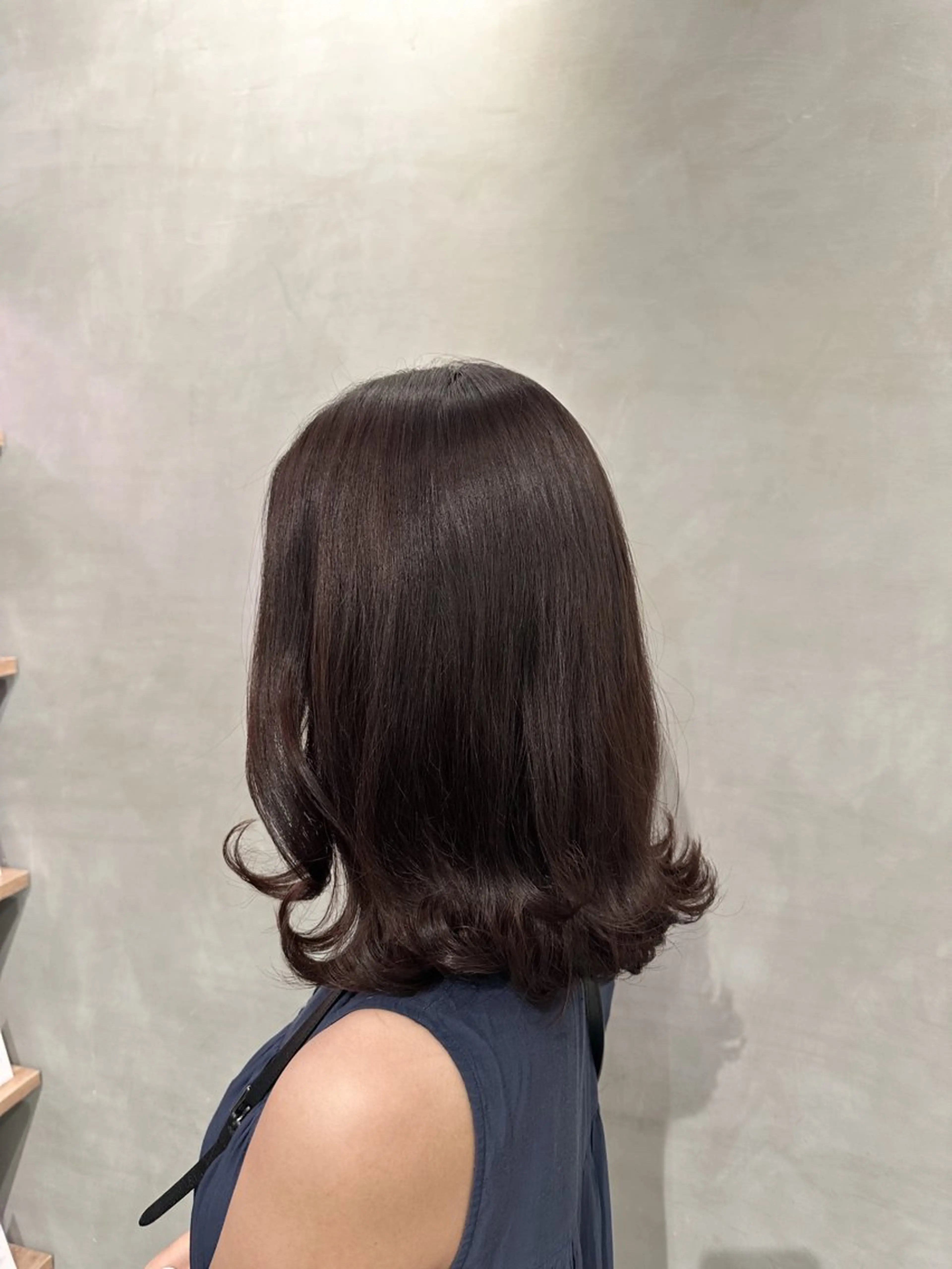 ミディアム カラー 銀座レイヤーカット ×シースルー前髪のヘアスタイル