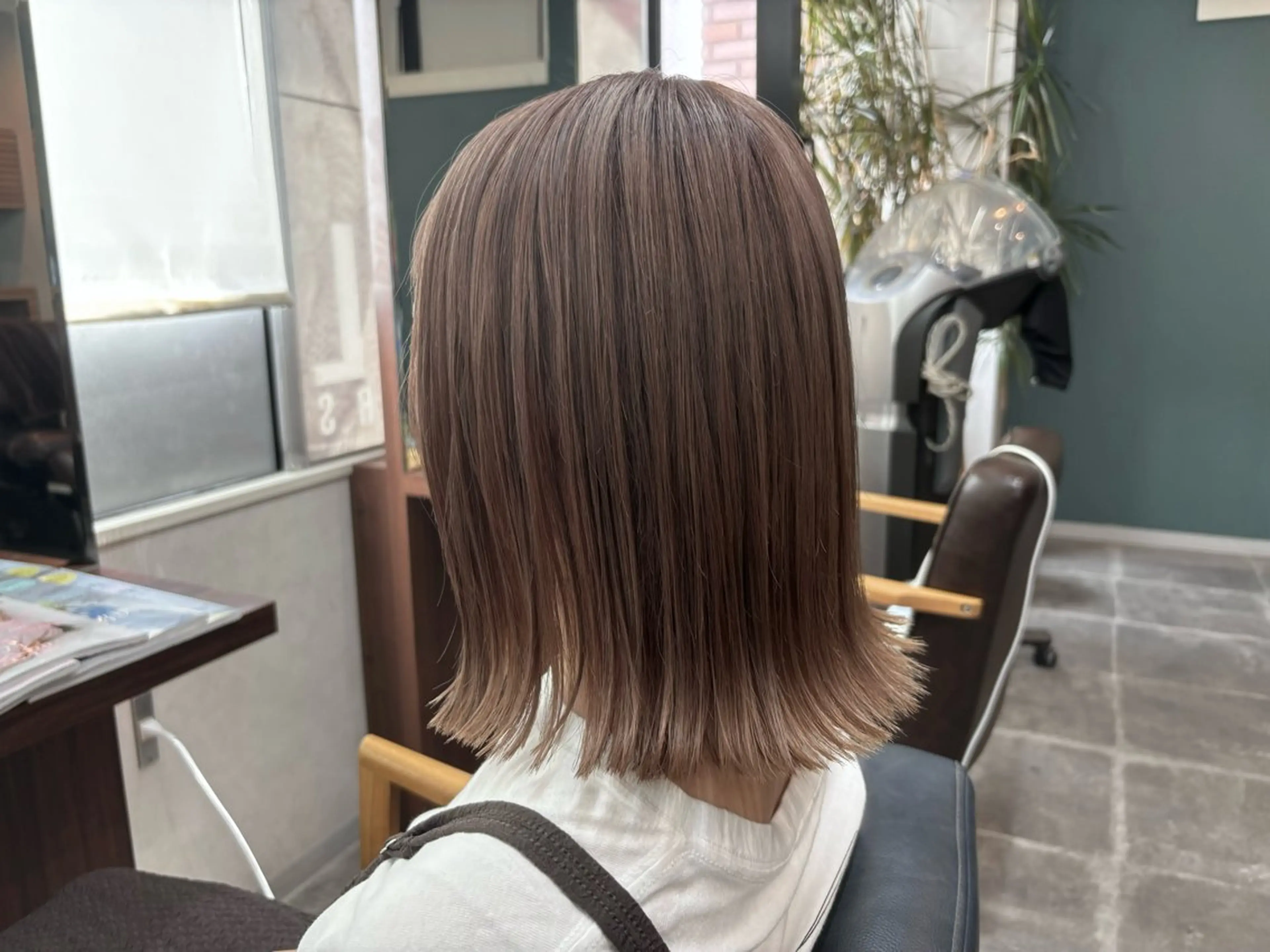 ショート カラー 長内  大明のヘアスタイル