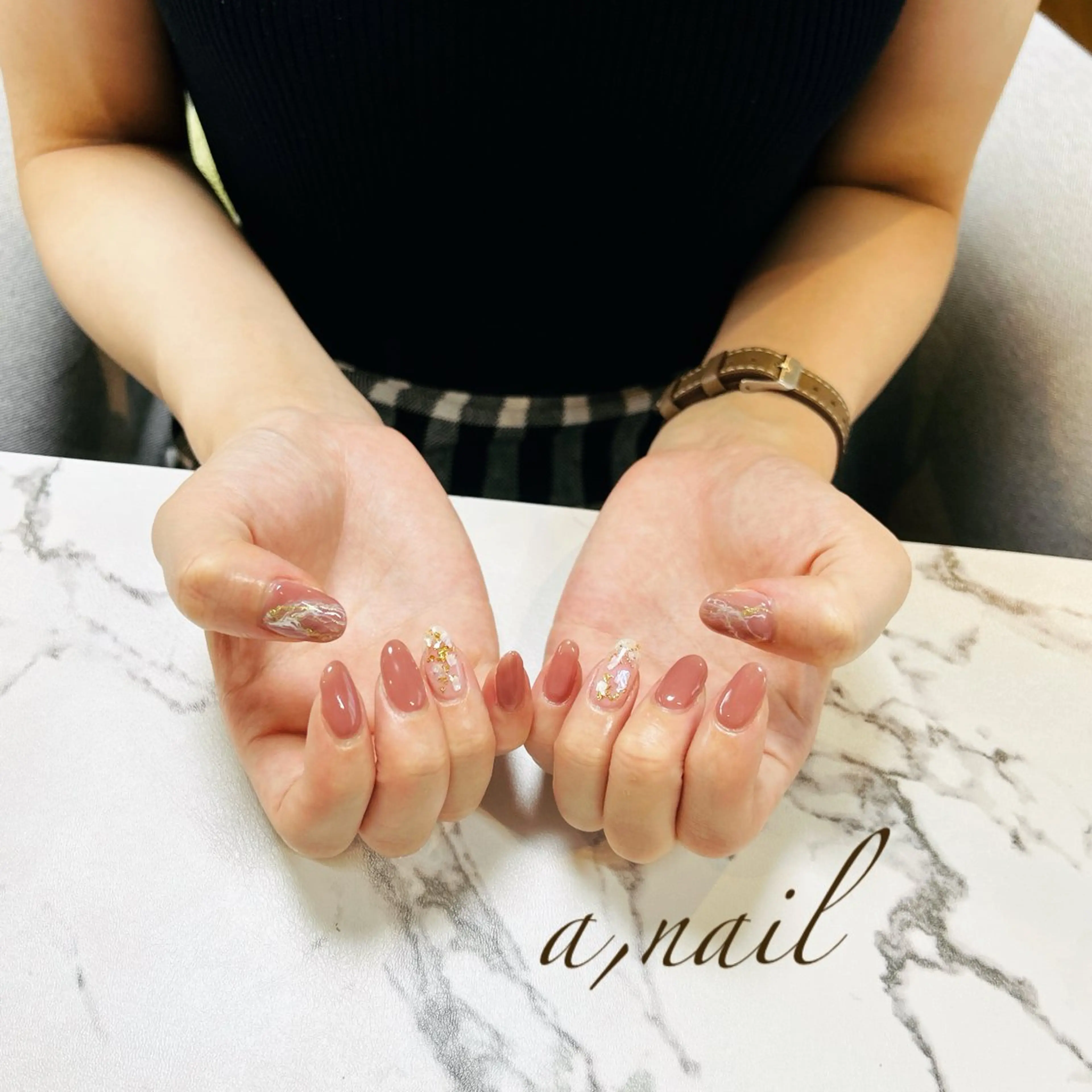 ネイル グラデーション キラキラネイル ラメ(グリッター) ラメグラデーション 大理石ネイル(マーブル) ハンドネイル ネイルサロン エーネイルのネイルデザイン