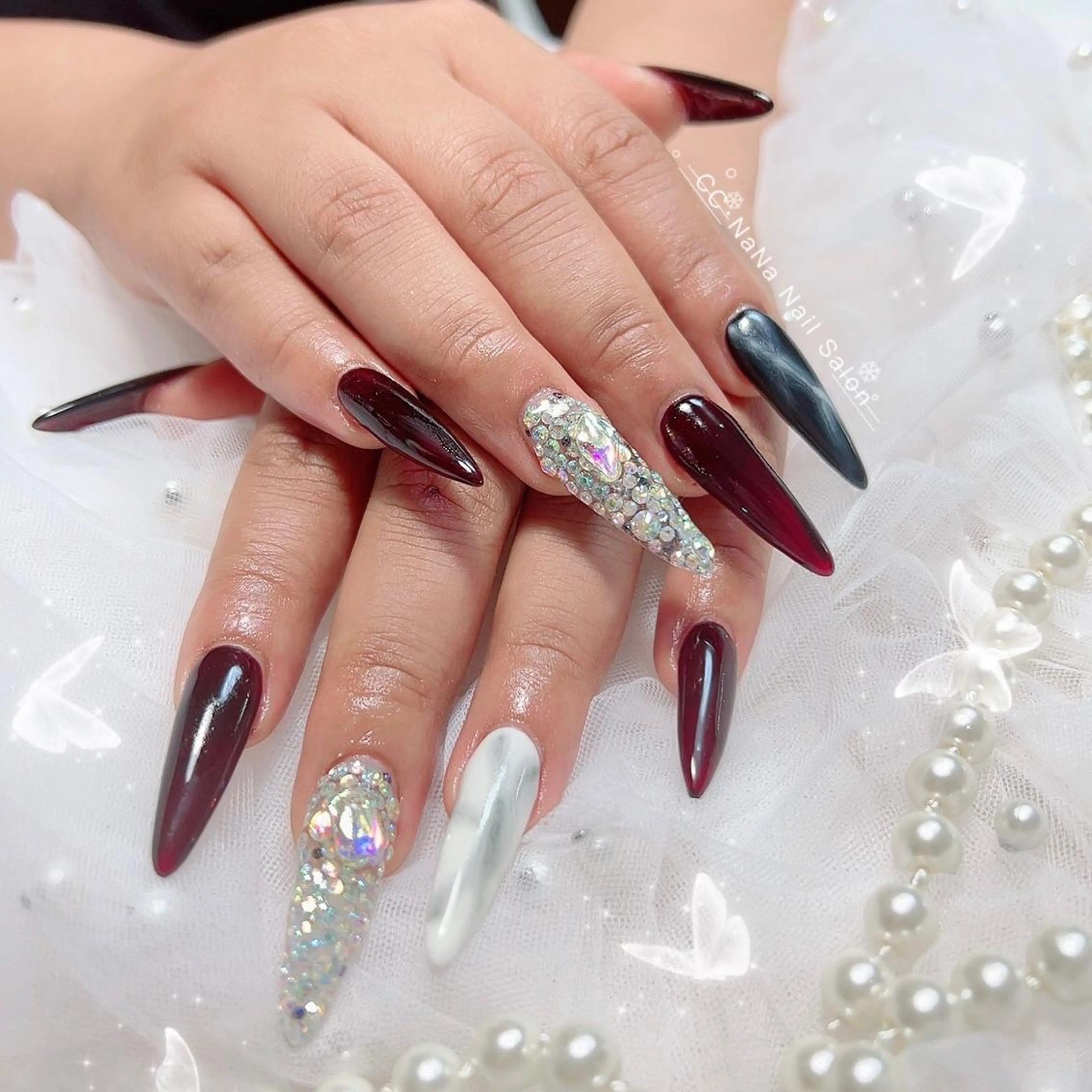 ネイル チークネイル フラッシュネイル ジェルネイル ハート キラキラネイル ハンドネイル CCNaNaスカルプ 長さだし専門💎Yoのネイルデザイン