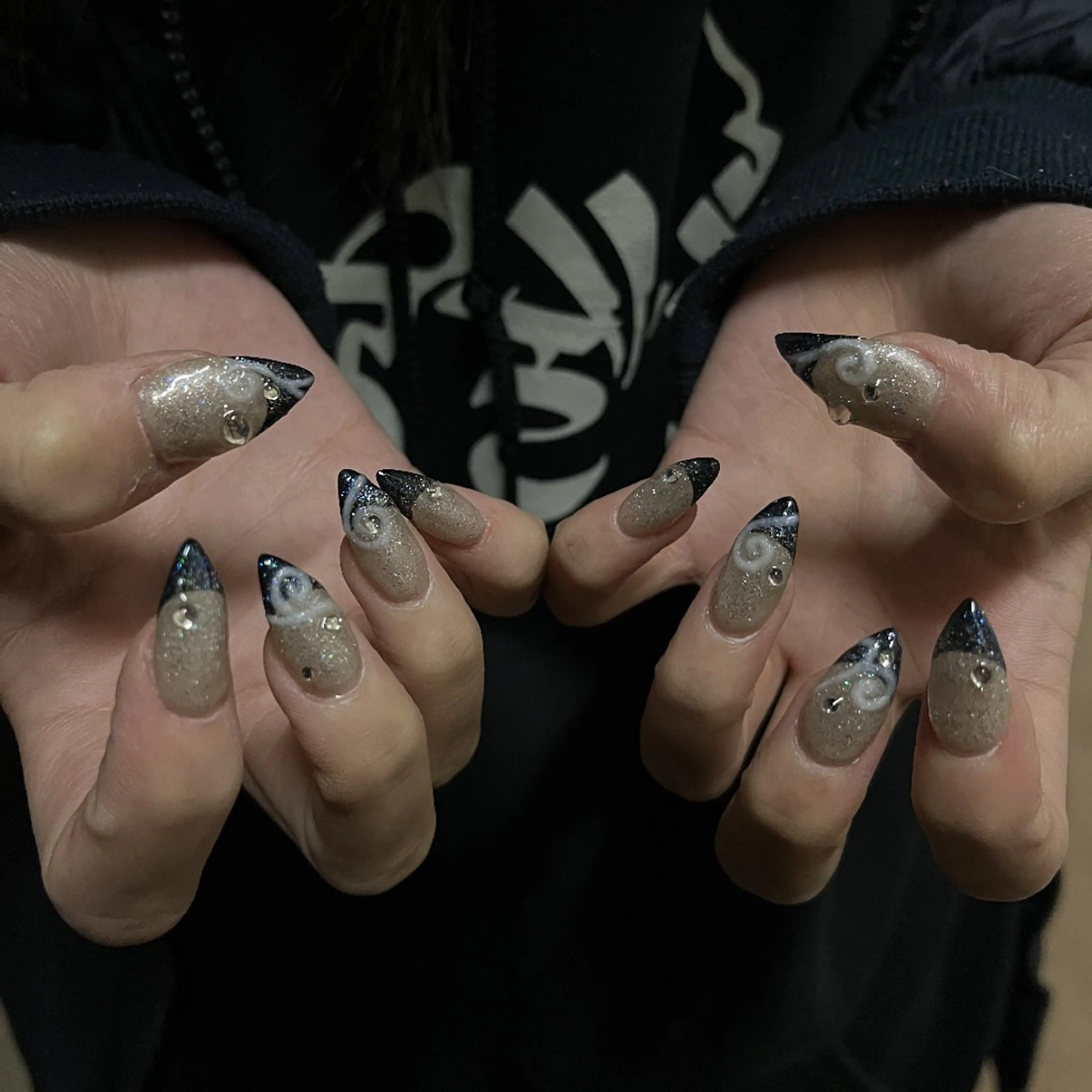 ネイル ハンドネイル ハンドケア MonAmie NailSalonのネイルデザイン