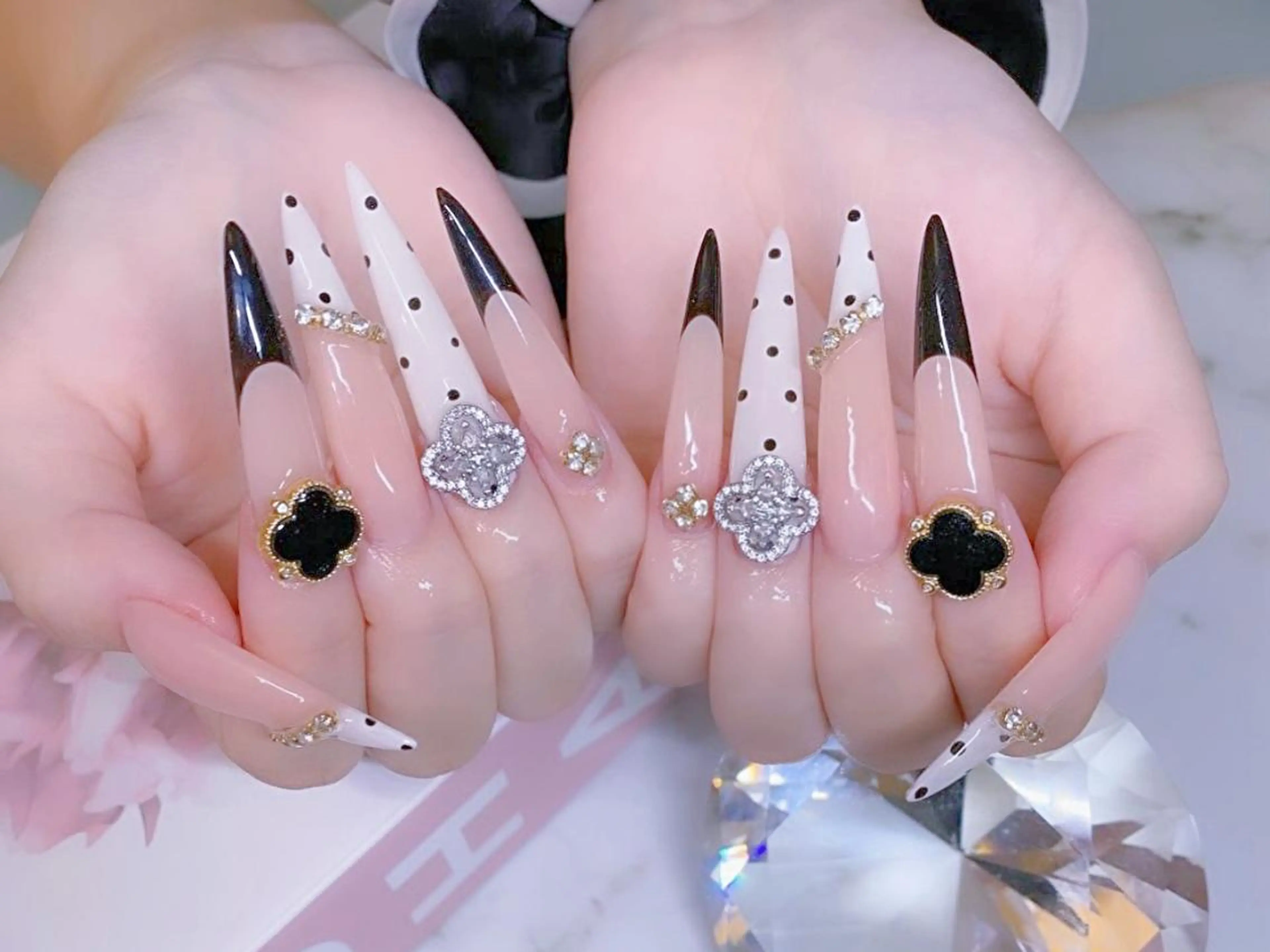 メンズ ネイル Bloom kabukiのネイルデザイン