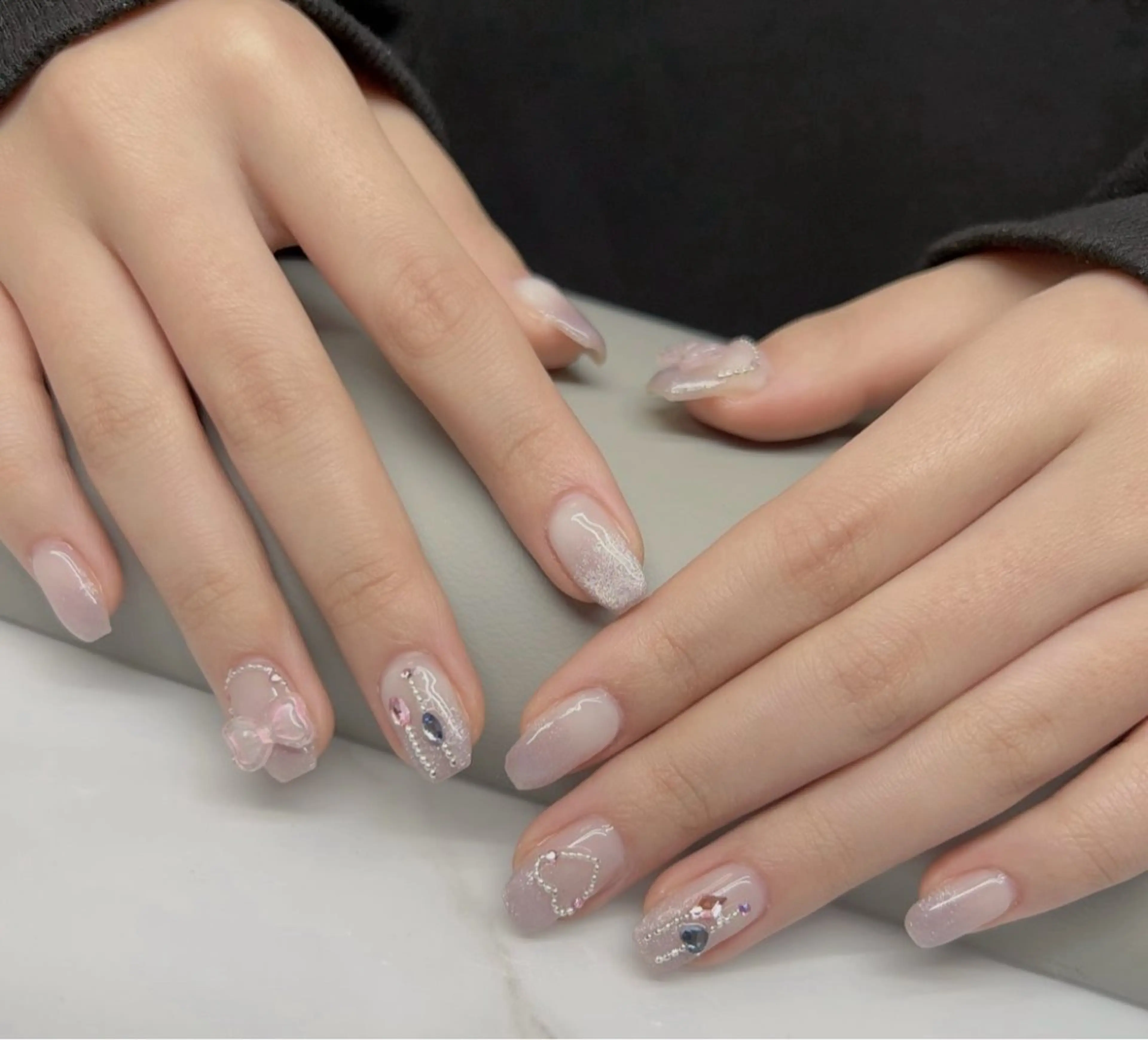 ネイル 成人式 フレンチネイル ジェルネイル グラデーション マグネットネイル ハンドネイル Rika  nail cocoのネイルデザイン