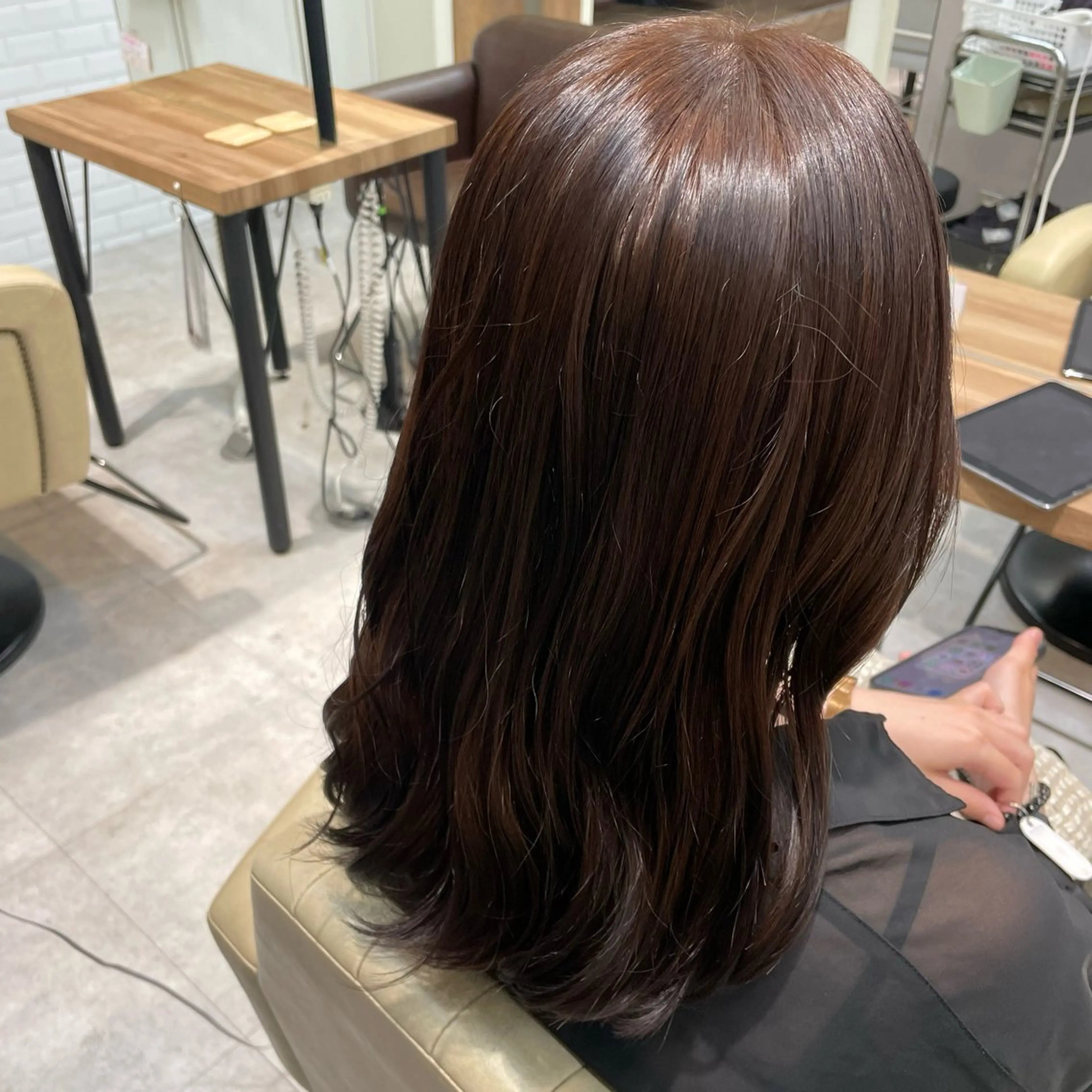 カラー 近田 小桜のヘアスタイル