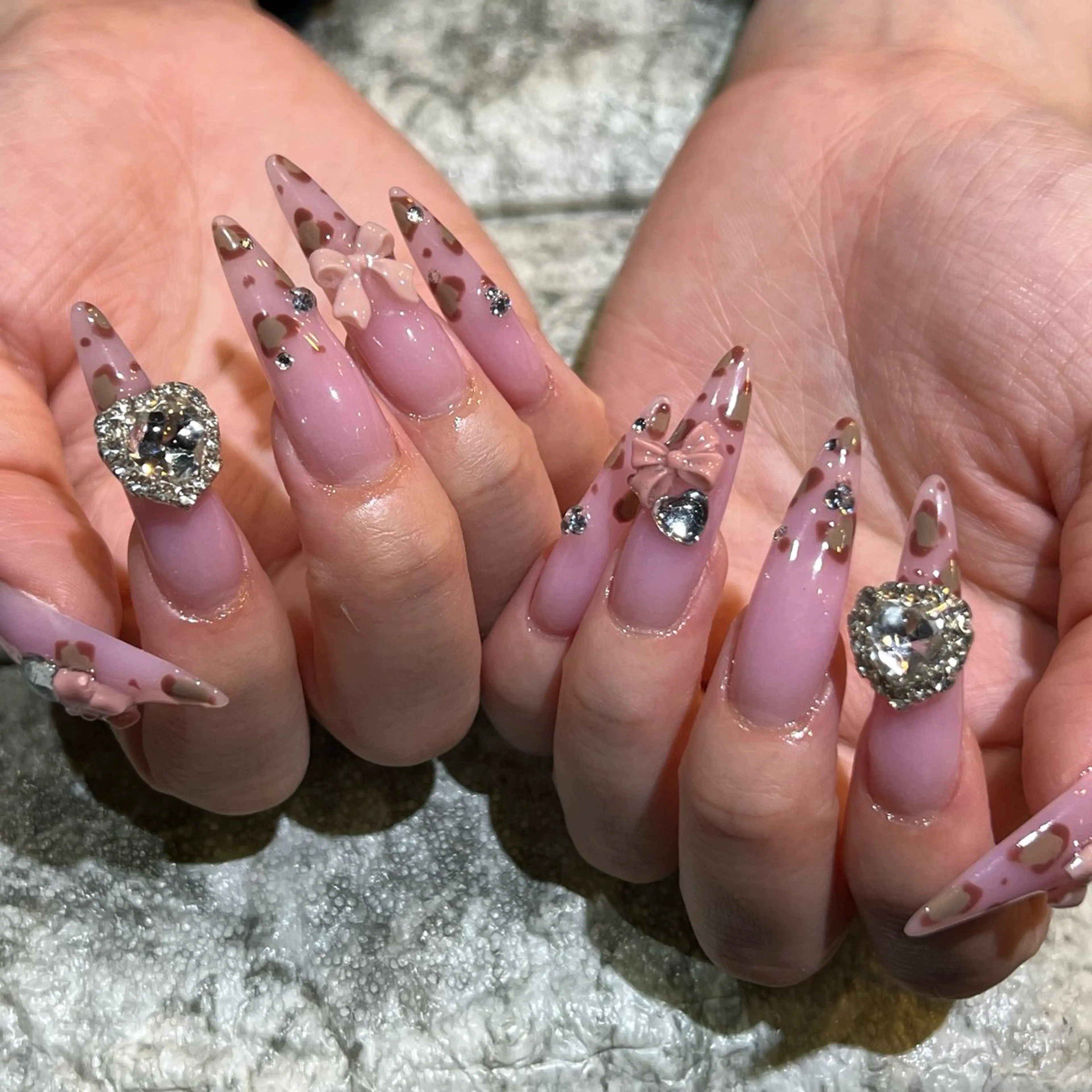 ネイル ハンドネイル アクリルスカルプ𓆈 RounGe町田店のネイルデザイン